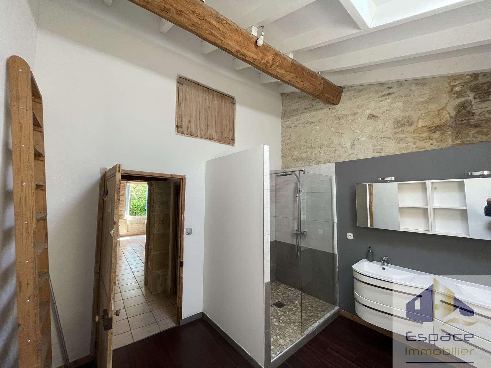 Maison en pierre de caractère au cœur de Le Thou — photo 7