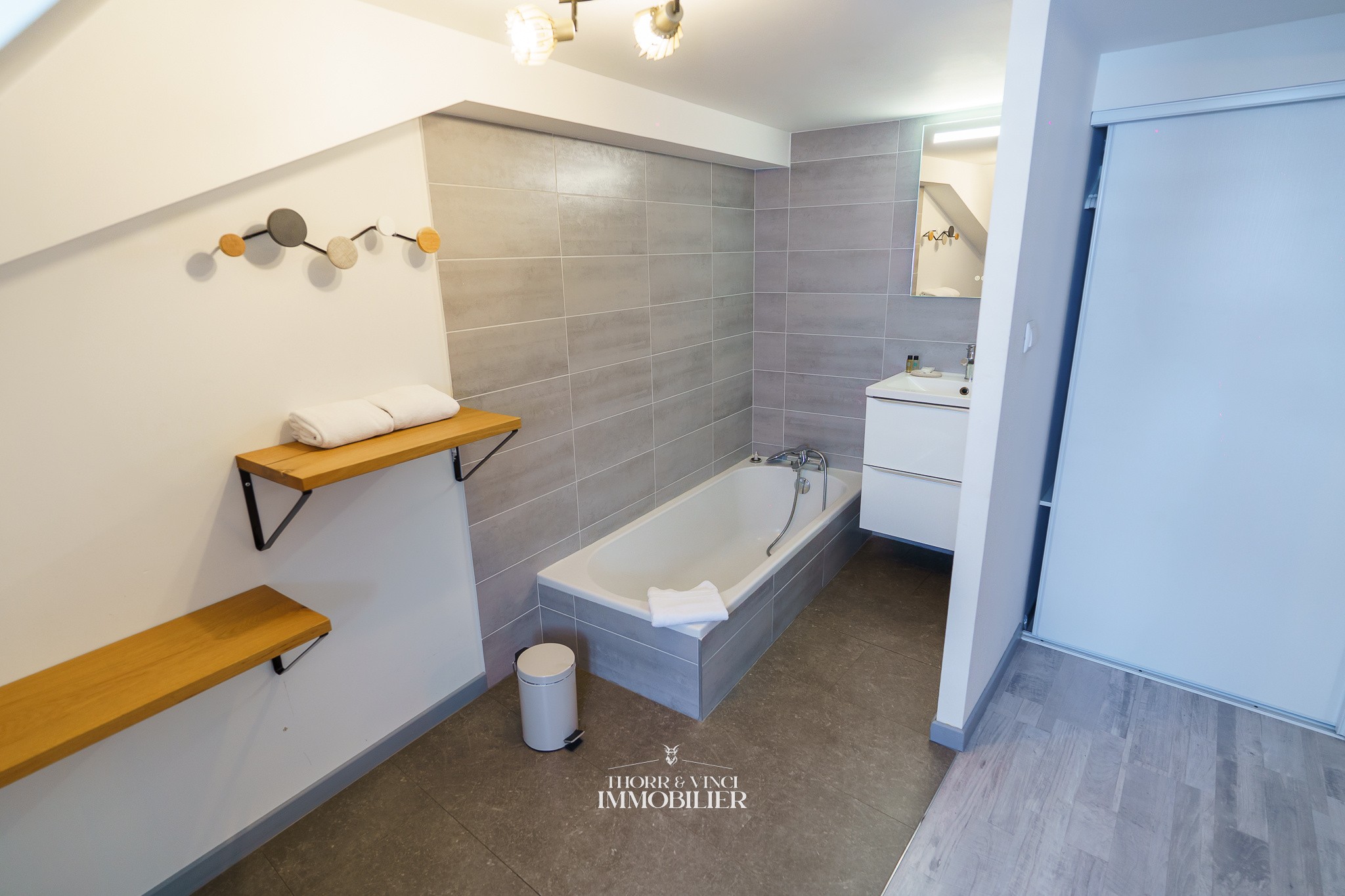 Appartement Duplex Meublé 4 pièces   117 m2   Riquewihr Centre — photo 16
