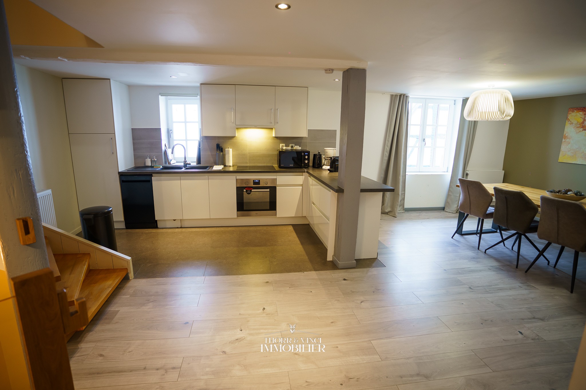 Appartement Duplex Meublé 4 pièces   117 m2   Riquewihr Centre — photo 2