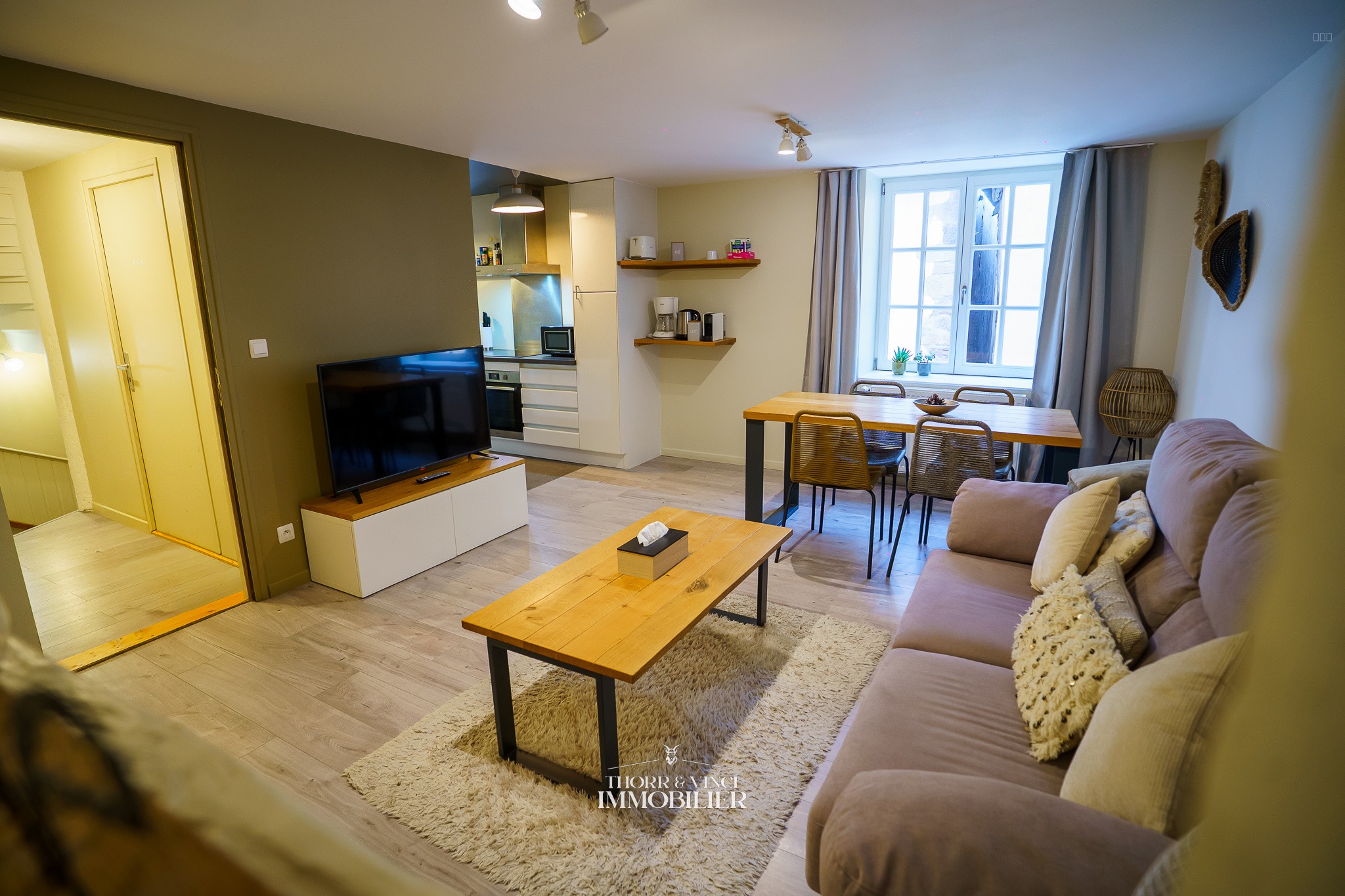Appartement Meublé 2 pièces   55 m2   Riquewihr Centre — photo 9