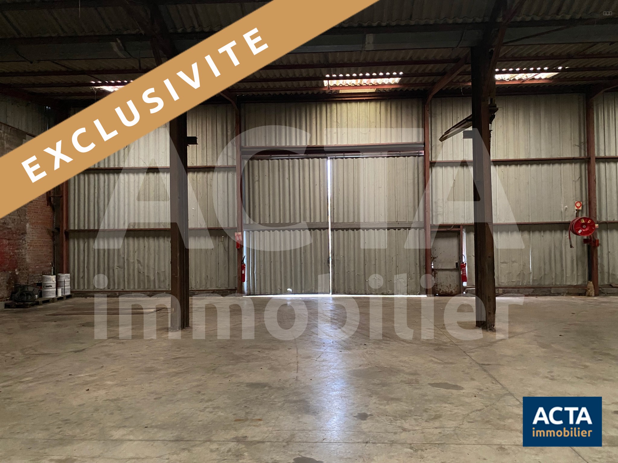 A LOUER 225 M2 ENTREPOT - HANGAR - LOCAUX D'ACTIVITE DOUAI / SIN LE NOBLE — photo 1