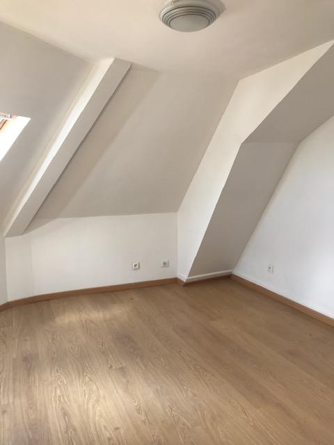 IMMEUBLE AVEC REZ DE CHAUSSEE COMMERCIAL — photo 11