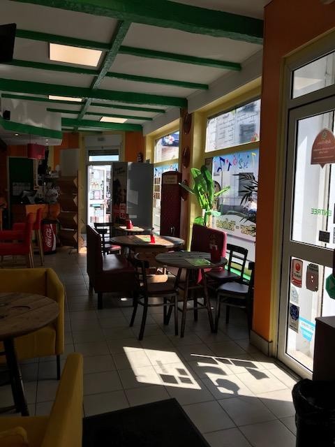 IMMEUBLE AVEC REZ DE CHAUSSEE COMMERCIAL — photo 13