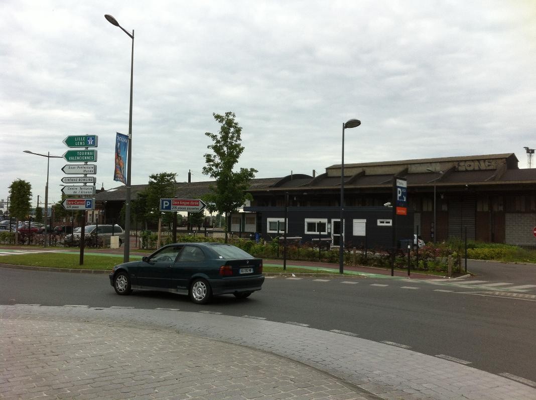 LOCAL COMMERCIAL A LOUER OU A VENDRE — photo 1
