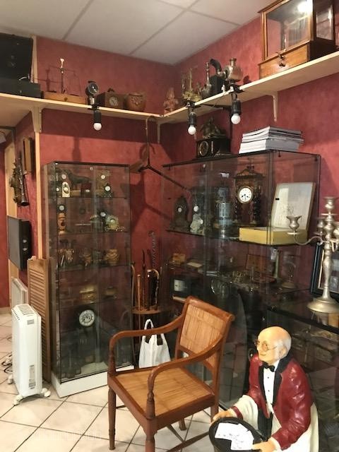 Local professionnel — photo 4