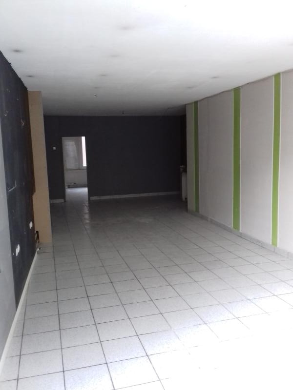 LOCAL COMMERCIAL CENTRE VILLE A LOUER — photo 2