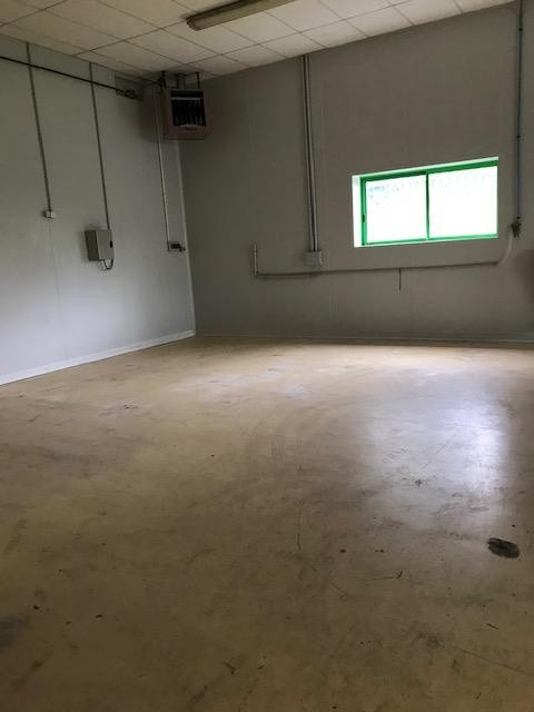LOCAL COMMERCIAL OU D'ACTIVITE — photo 12