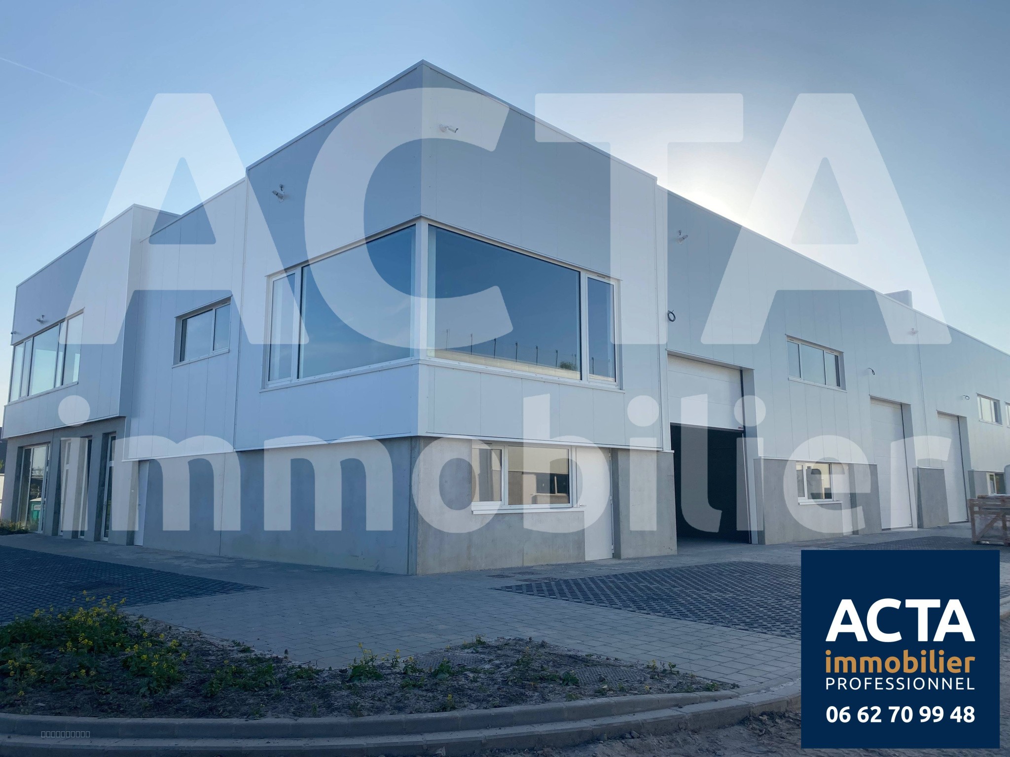 A LOUER ENTREPOT / LOCAUX D'ACTIVITE ESCAUDAIN ZONE SIX MARIANNE 230 - 600 m2 — photo 4