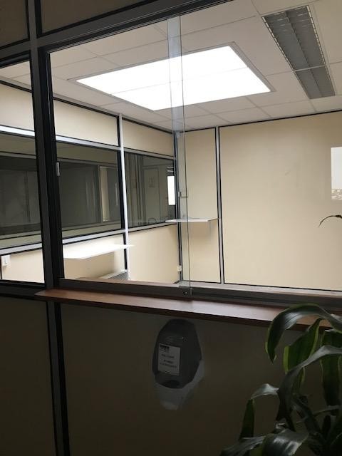 LOCAL COMMERCIAL OU D'ACTIVITE — photo 10