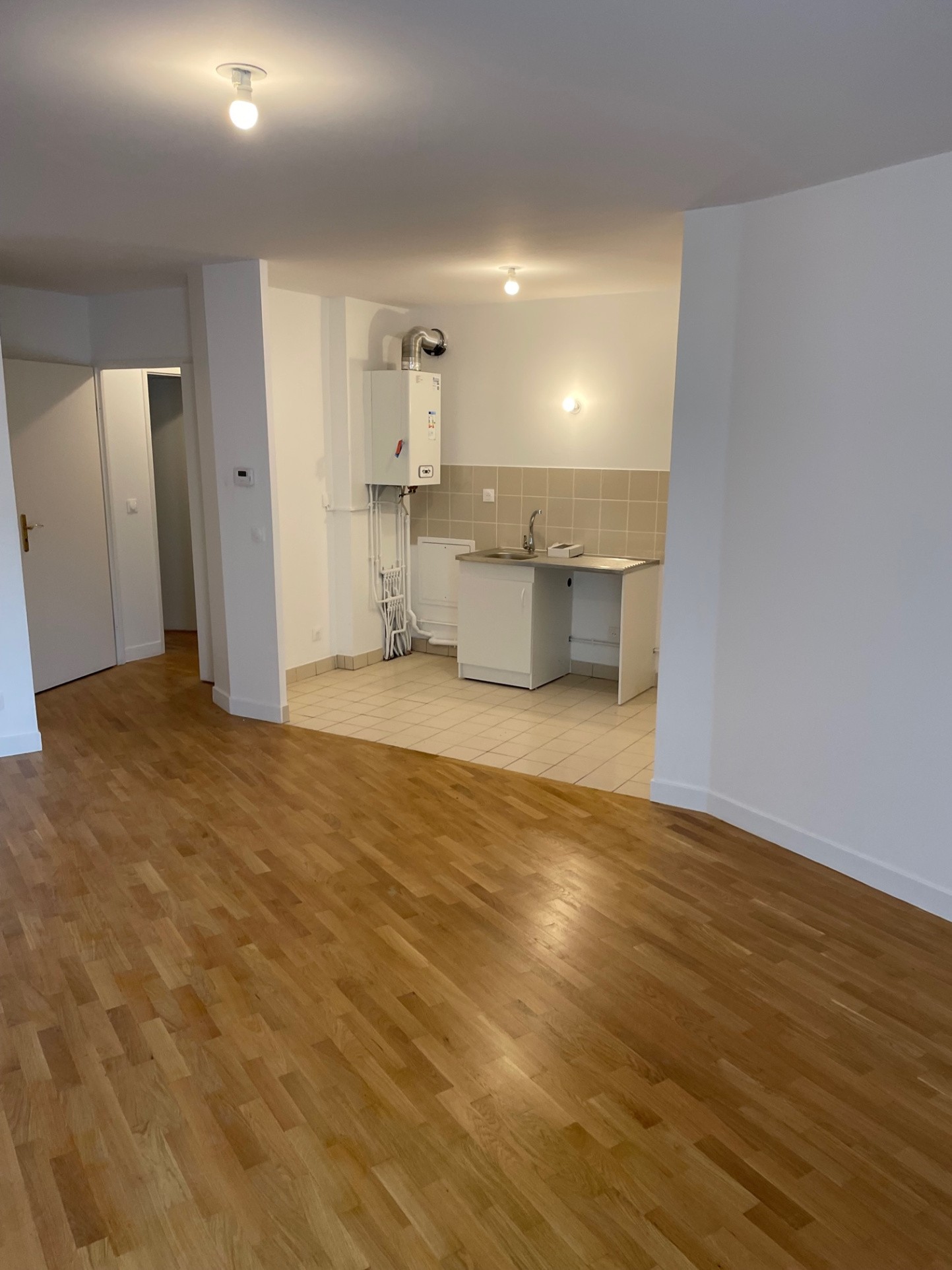 APPARTEMENT RENOVE 67.30 M2 2 CHAMBRES BALCON PARKING PRET A VIVRE — photo 6