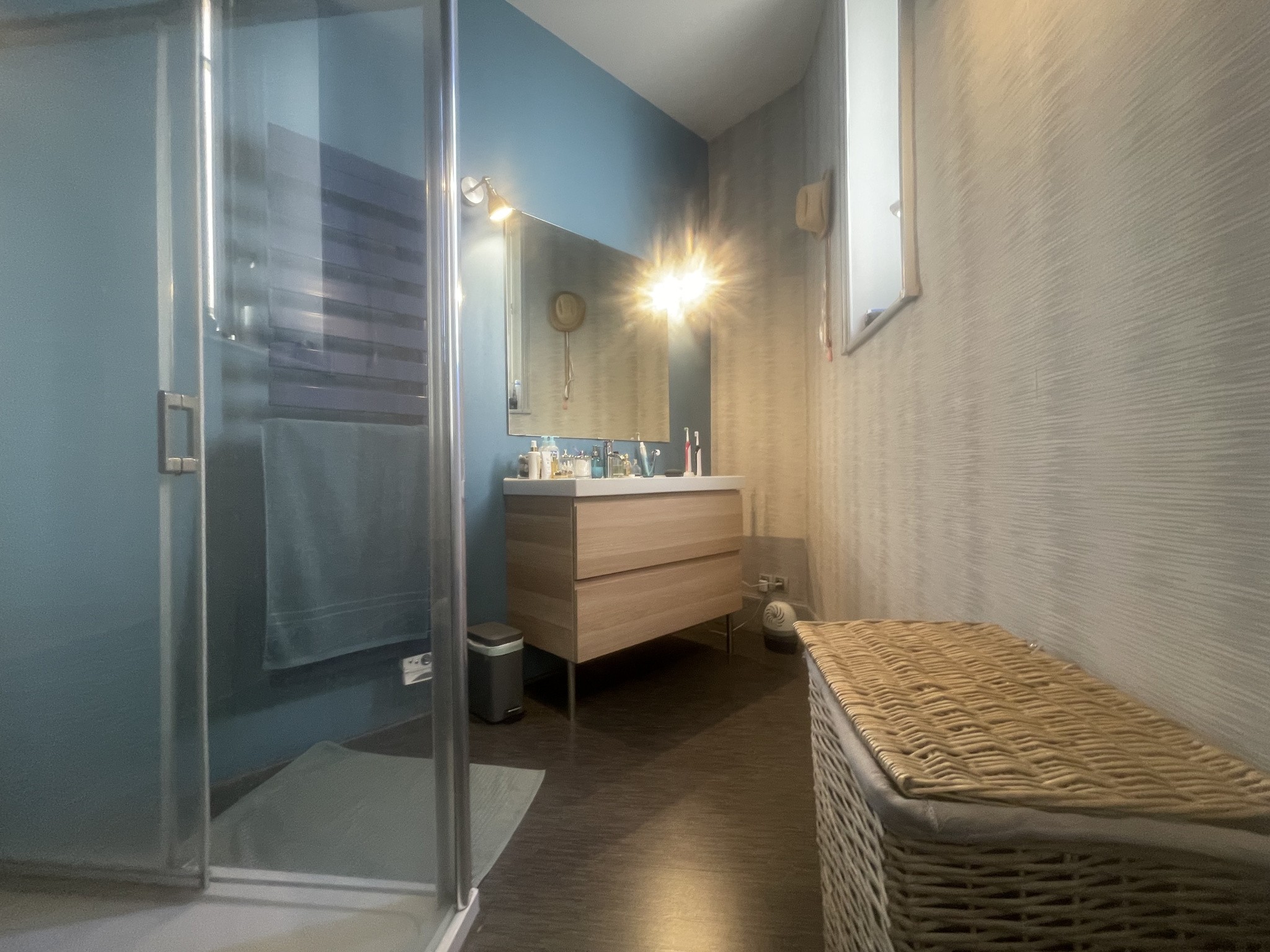 ROANNE - EN EXCLUSIVITE MAISON BOURGEOISE AVEC CACHET D'ENVIRON 200 M2 AVEC 200 M2 DE TERRAIN — photo 9