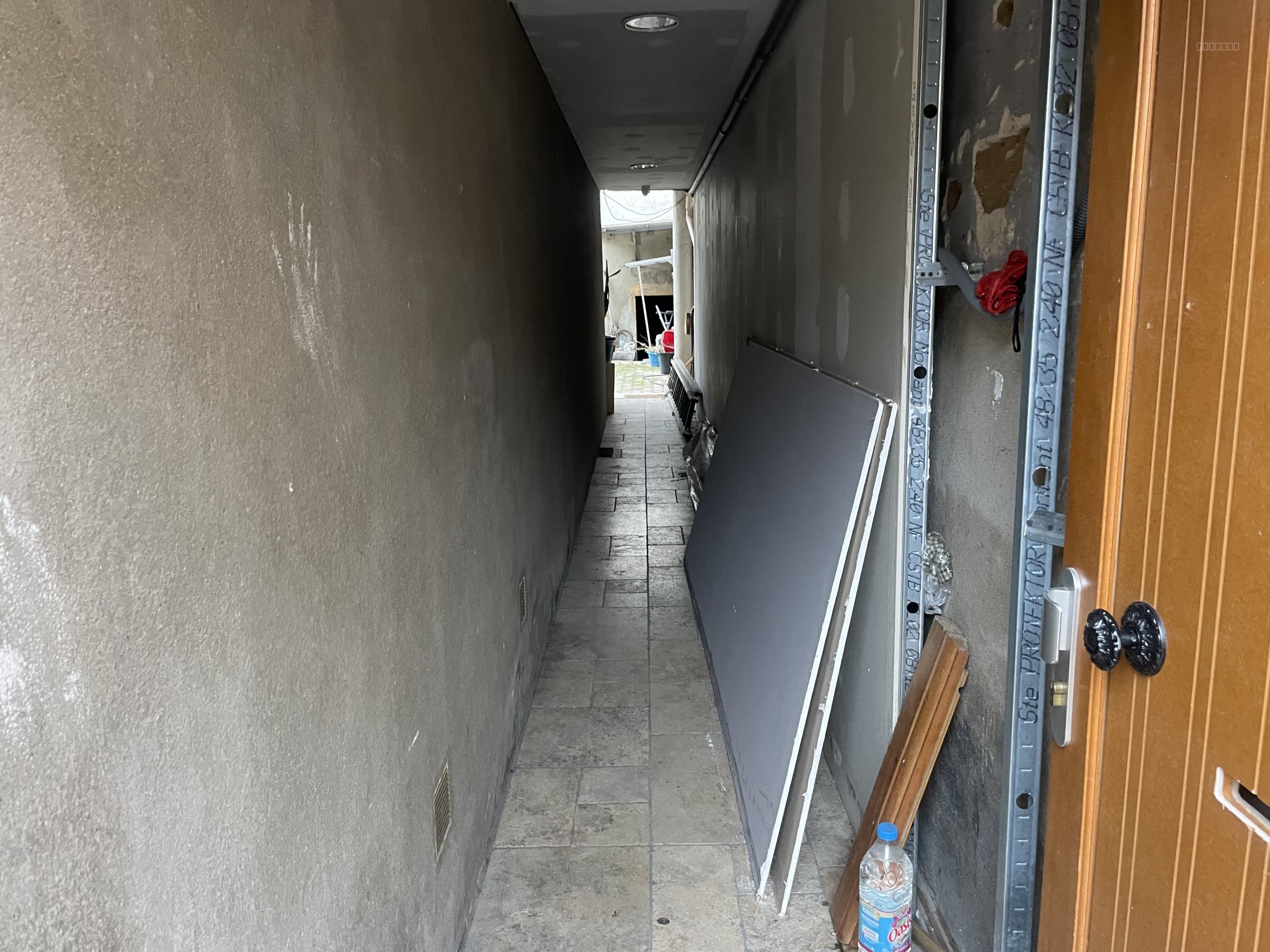 ROANNE - ENSEMBLE IMMOBILIER COMPRENANT T1 T2 ET MAISON INDEPENDANTE — photo 3