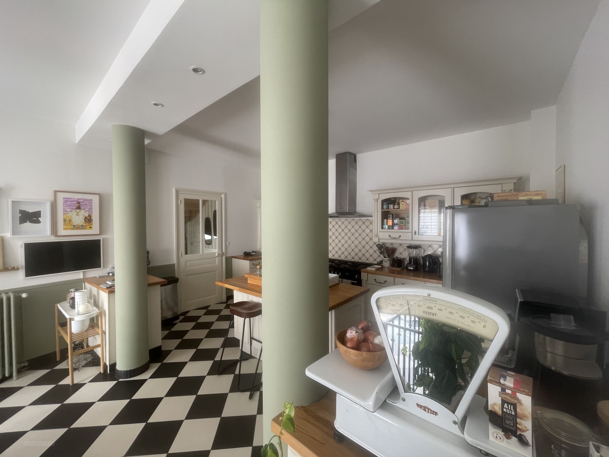 ROANNE - EN EXCLUSIVITE MAISON BOURGEOISE AVEC CACHET D'ENVIRON 200 M2 AVEC 200 M2 DE TERRAIN — photo 16