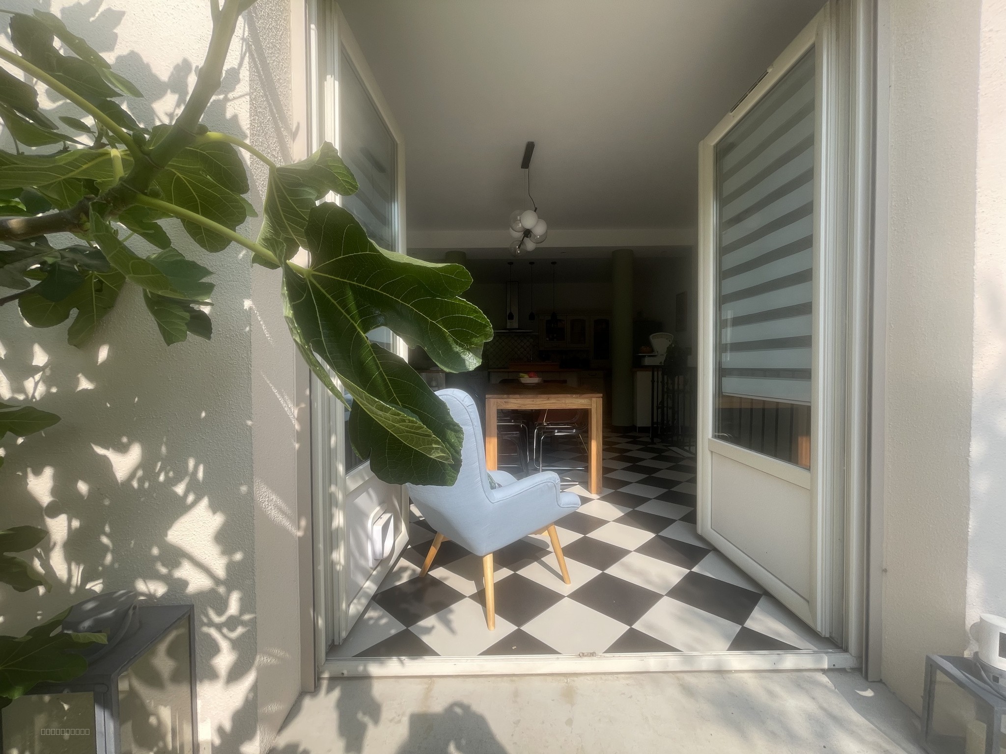 ROANNE - EN EXCLUSIVITE MAISON BOURGEOISE AVEC CACHET D'ENVIRON 200 M2 AVEC 200 M2 DE TERRAIN — photo 20
