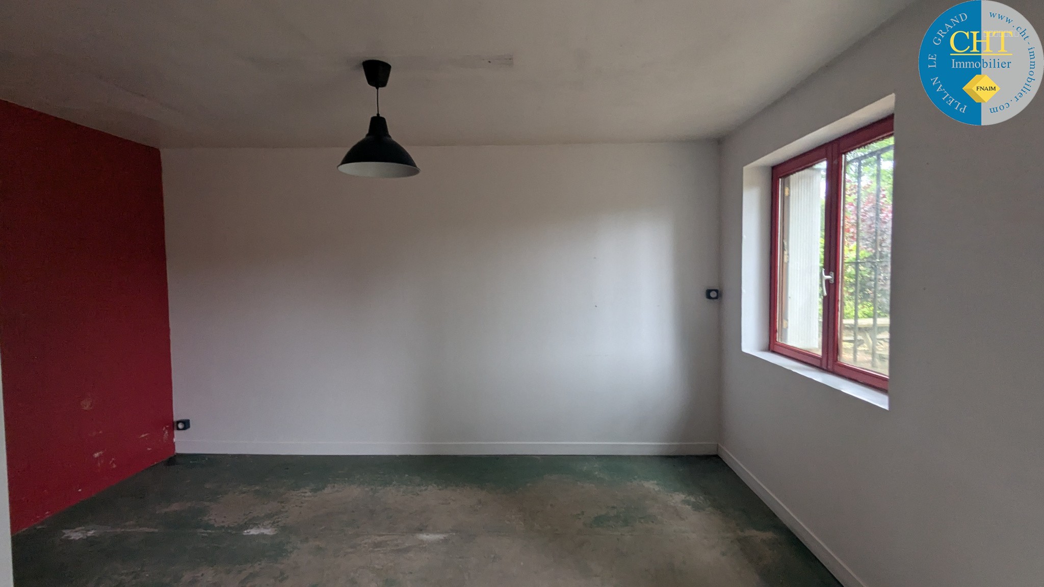 MAXENT, LOCATION D'UN ENTREPOT AVEC BUREAU — photo 9
