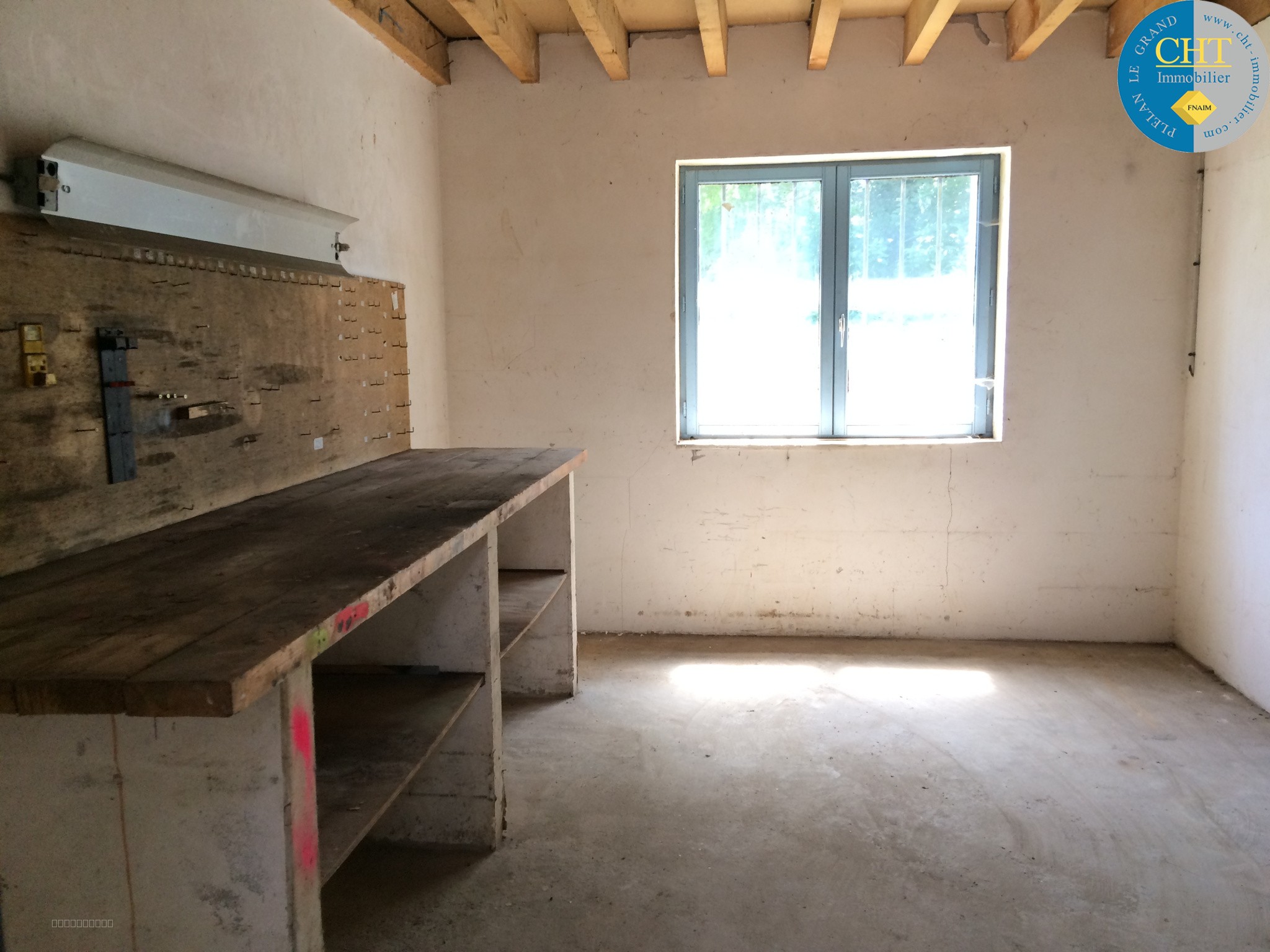 MAXENT, LOCATION D'UN ENTREPOT AVEC BUREAU — photo 10