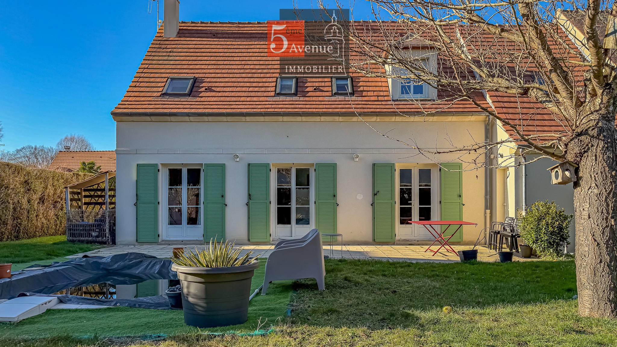 Maison familiale à vendre avec piscine proximité immédiate du centre-ville de Lamorlaye et des écoles — photo 19