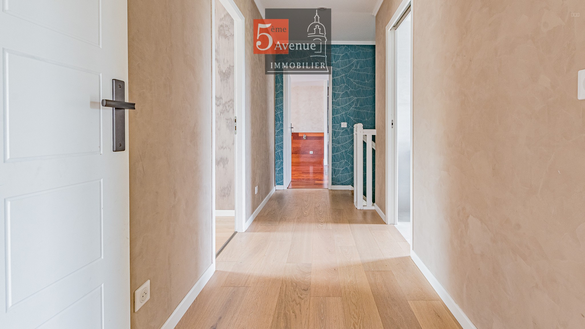 Maison contemporaine à vendre dans un petit village de charme — photo 11