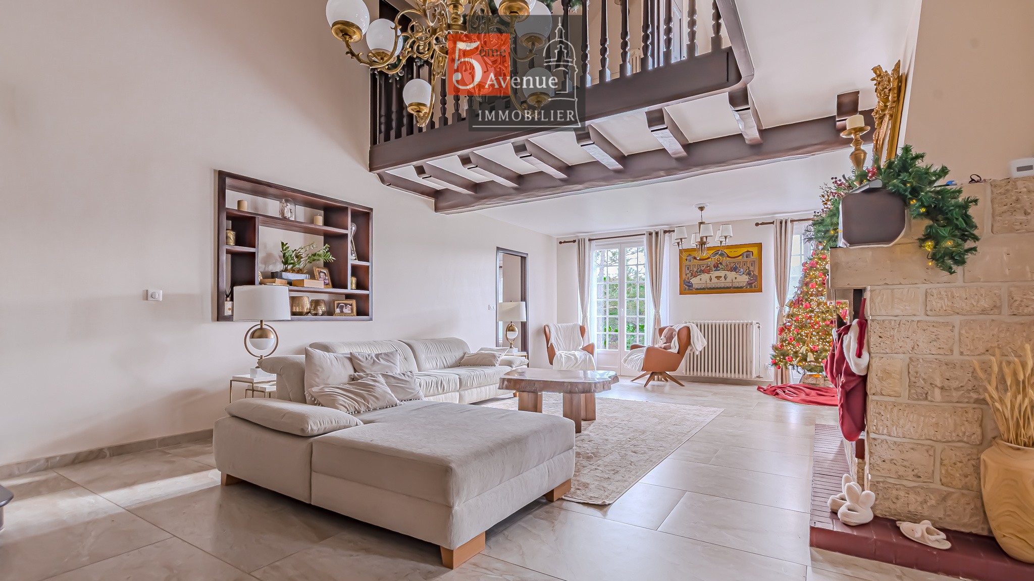 Maison de caractère de 220 m2 avec dépendance sur 5 000 m2 à Lamorlaye le Lys — photo 3