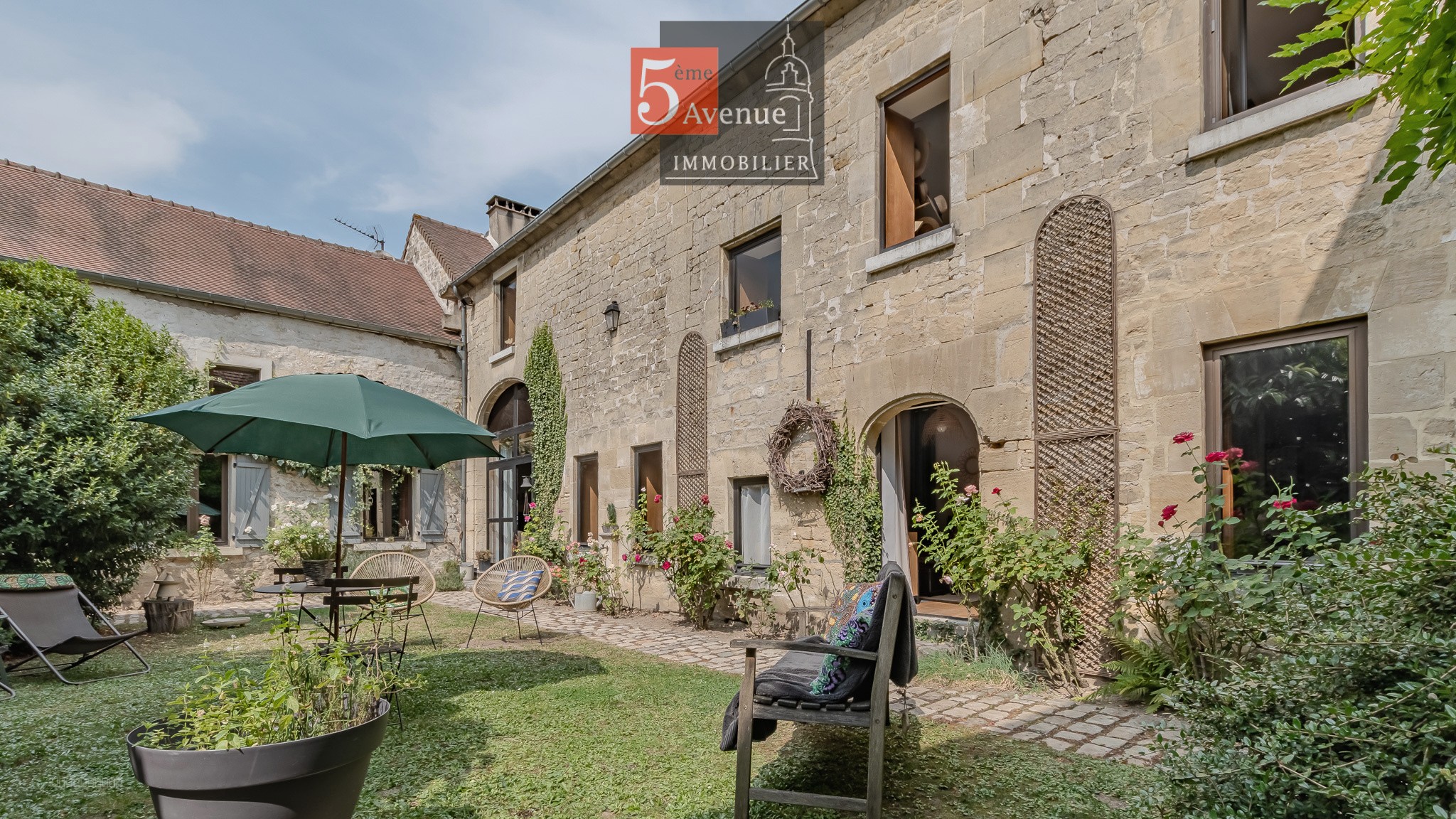 Grande maison ancienne de plus de 500m2 avec jardin et piscine à vendre à 15mn de Chantilly — photo 6