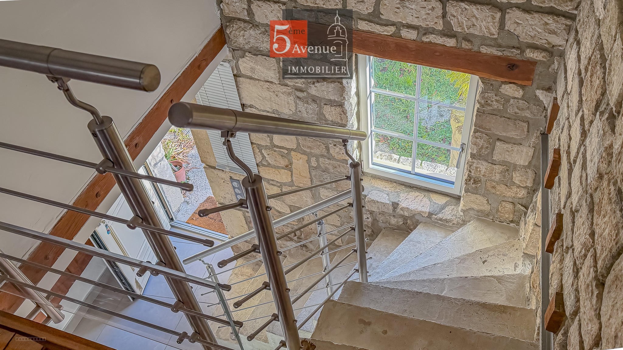 Maison ancienne en pierres de la  fin du XIXème avec jardin à vendre à gouvieux — photo 8