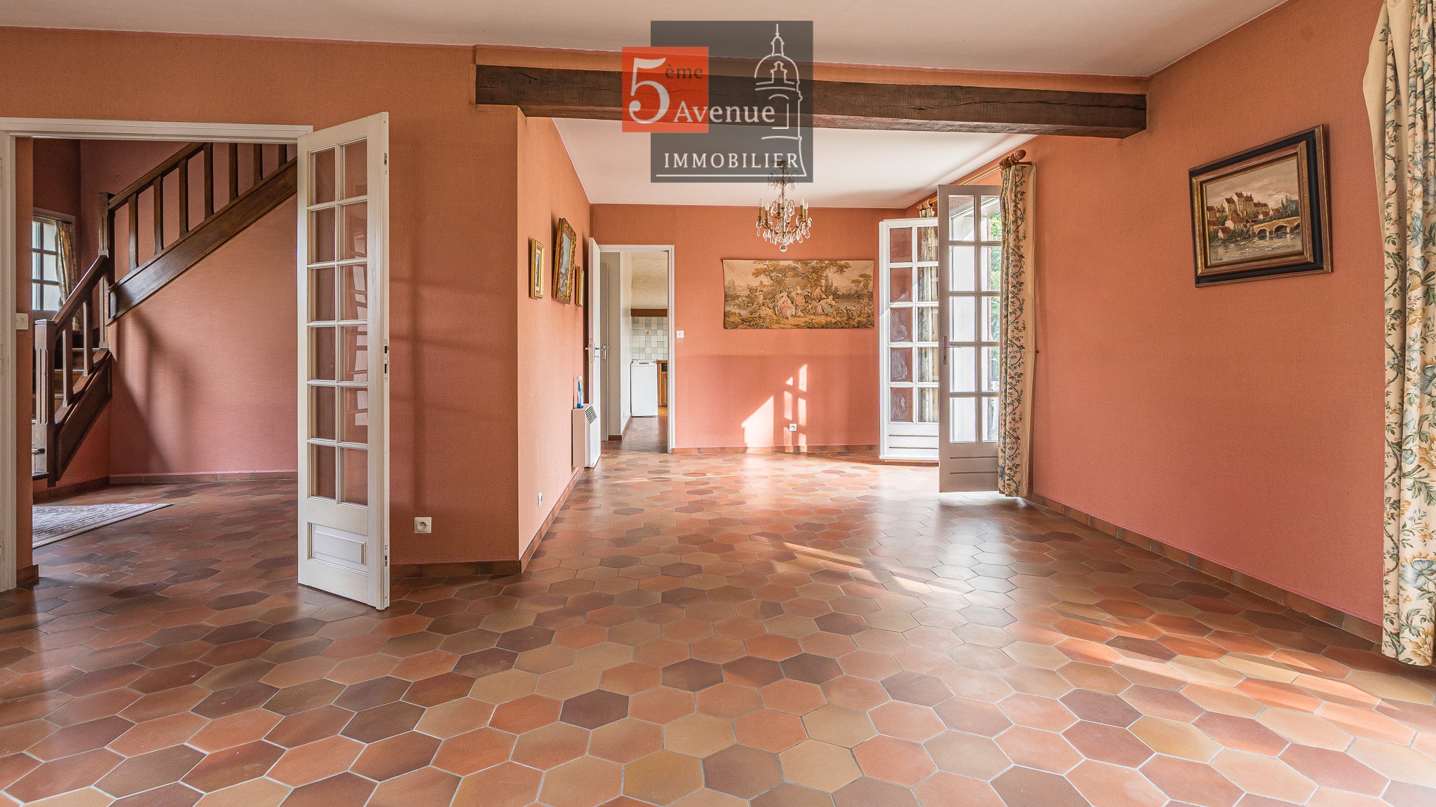 Maison familiale de 150m2 avec jardin arboré de 900m2 située à Gouvieux, gare à pied — photo 4