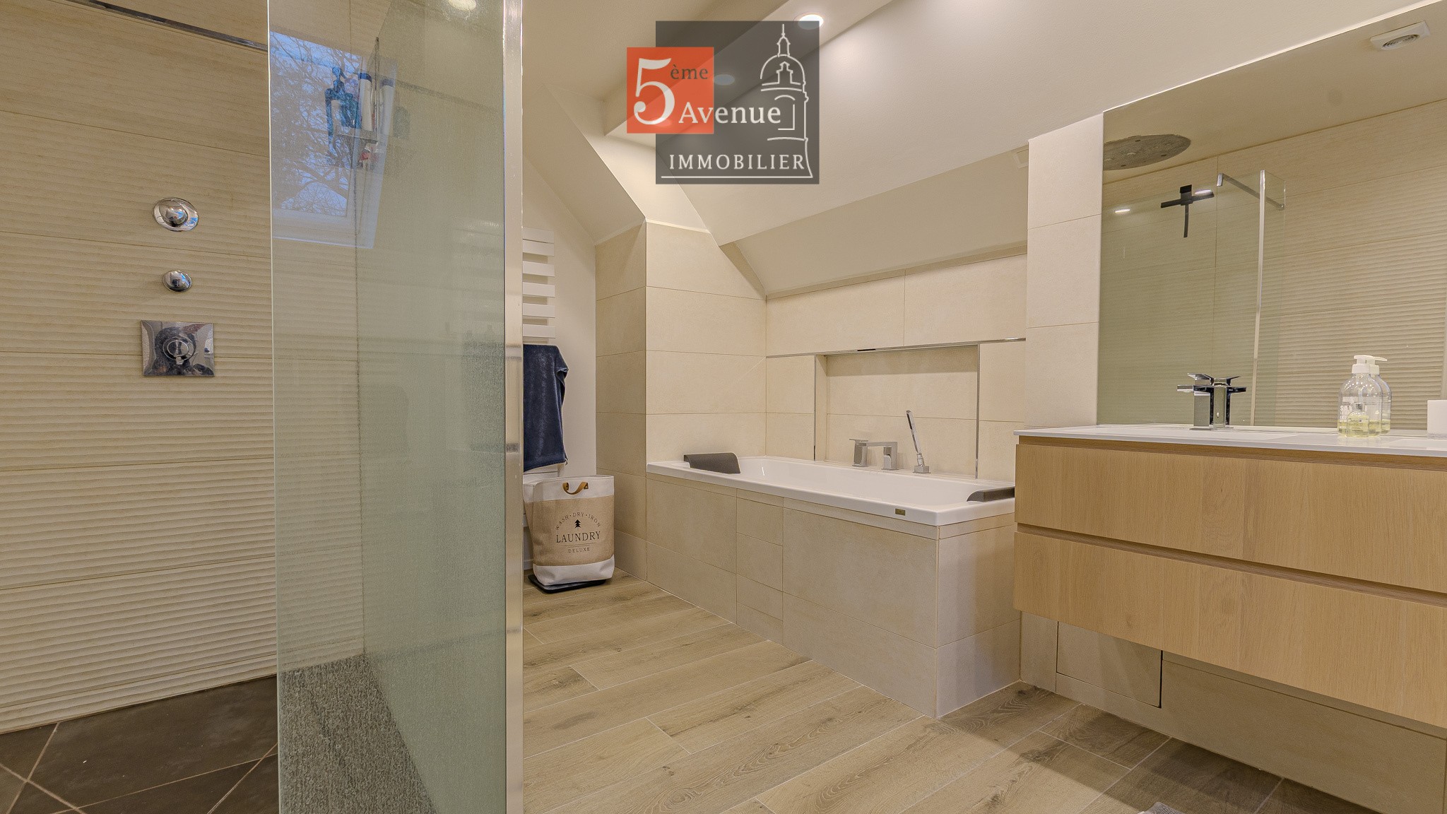 Appartement de standing de 124m2 à vendre à Chantilly avec box et cave — photo 15