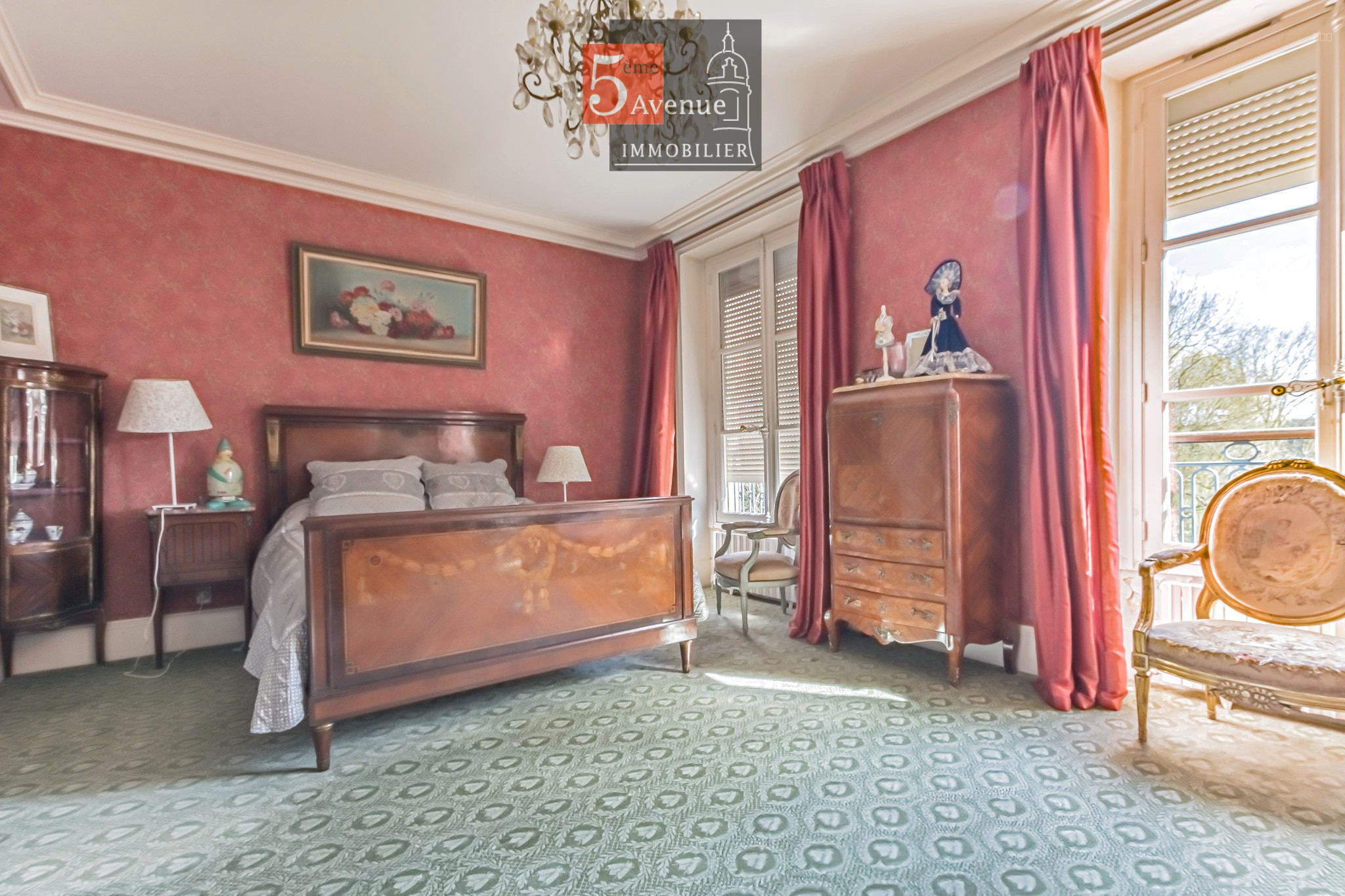 Château avec Parc de 19 000m2, Tennis, Chapelle et Maisons de Gardien — photo 13