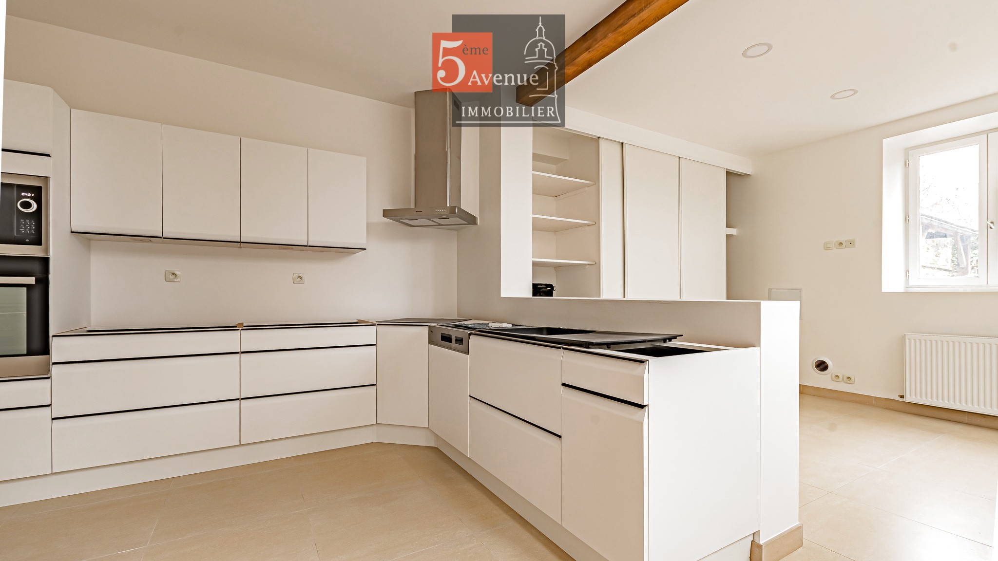 Maison en pierre rénovée, 5 chambres, centre de Chantilly — photo 2