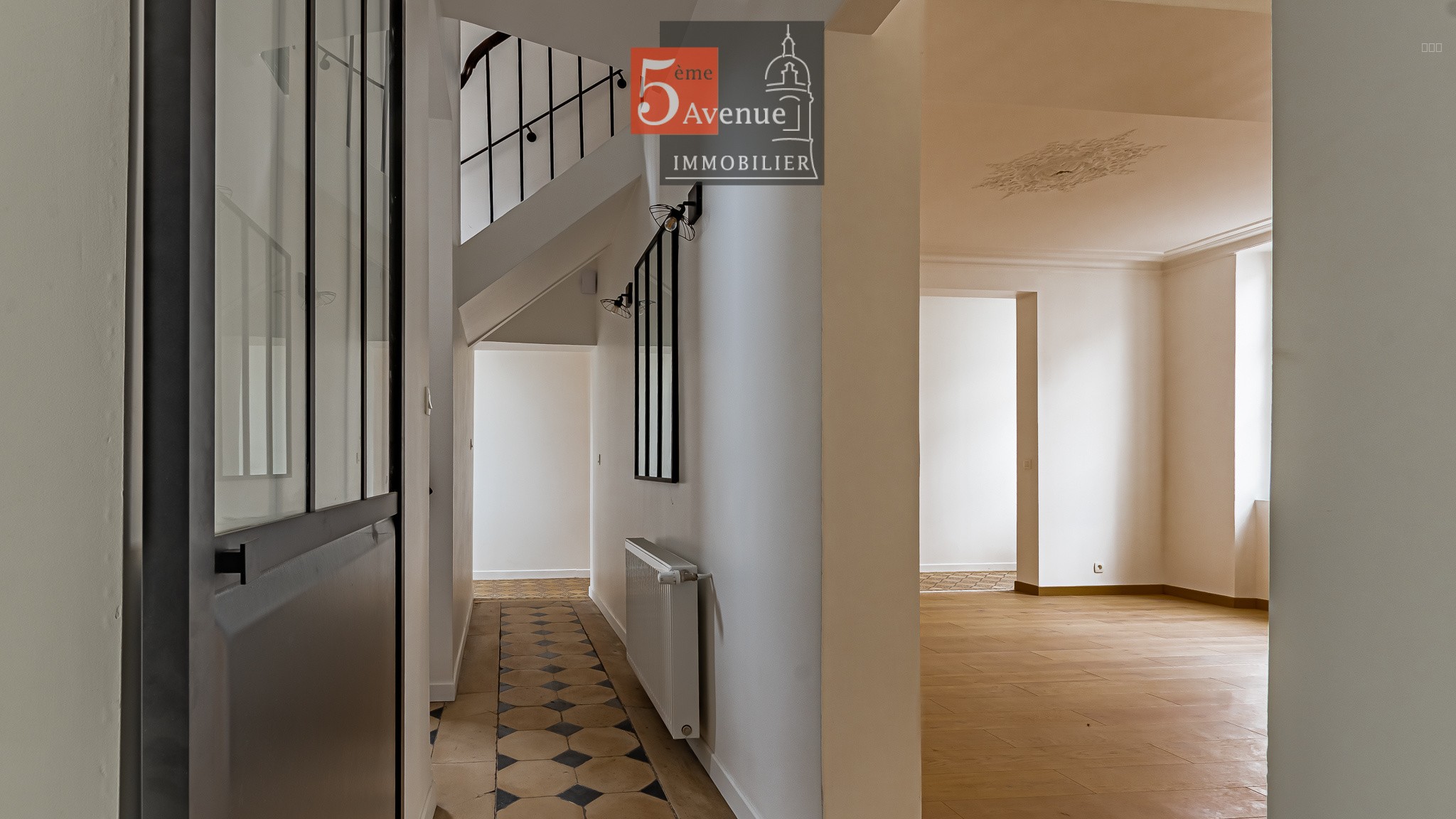 Maison en pierre rénovée, 5 chambres, centre de Chantilly — photo 3