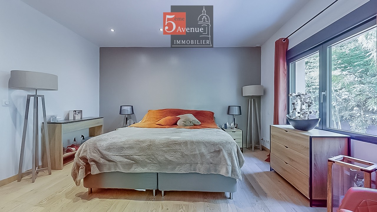 Maison entièrement rénovée à vendre à Lamorlaye le Lys de 260m2 — photo 12