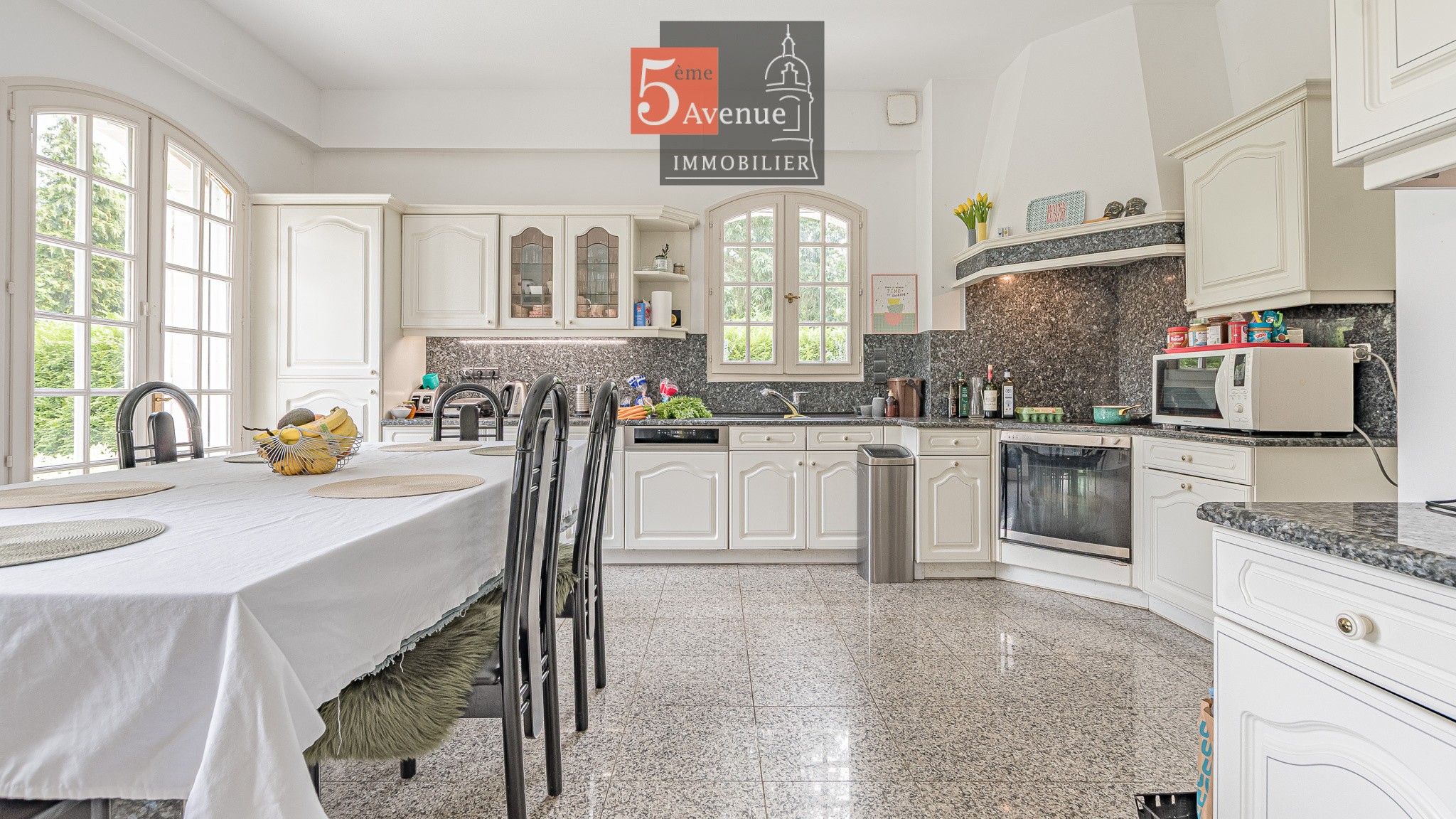 Mansart de 330m2 avec parc de 4800m2 à vendre à Lamorlaye le Lys — photo 6