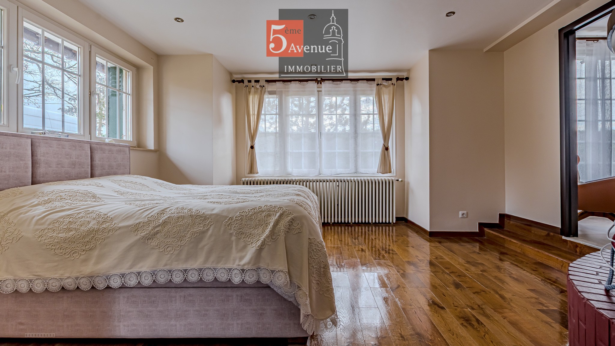 Maison de caractère de 220 m2 avec dépendance sur 5 000 m2 à Lamorlaye le Lys — photo 8