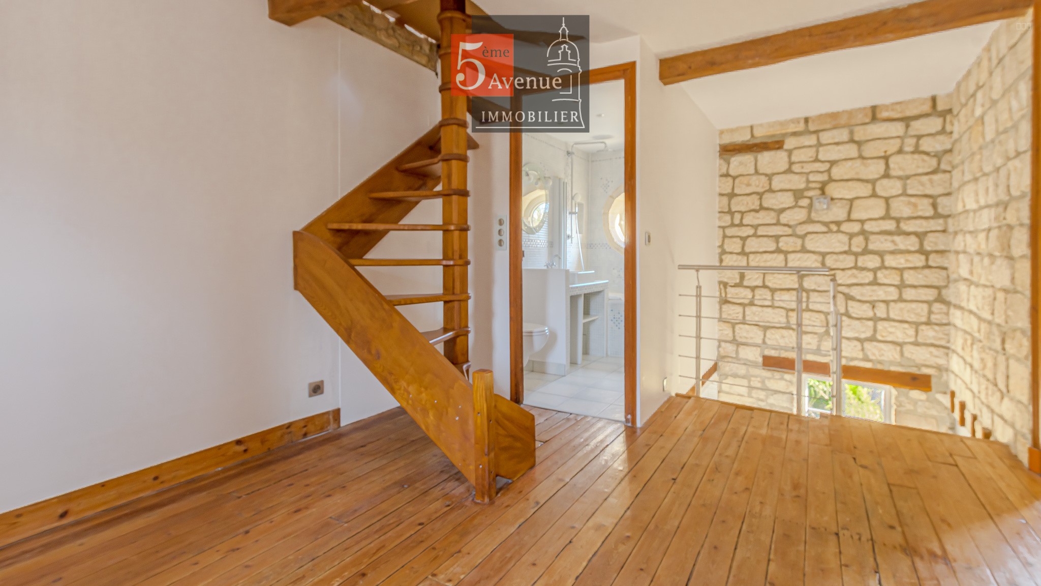 Maison ancienne en pierres de la  fin du XIXème avec jardin à vendre à gouvieux — photo 9