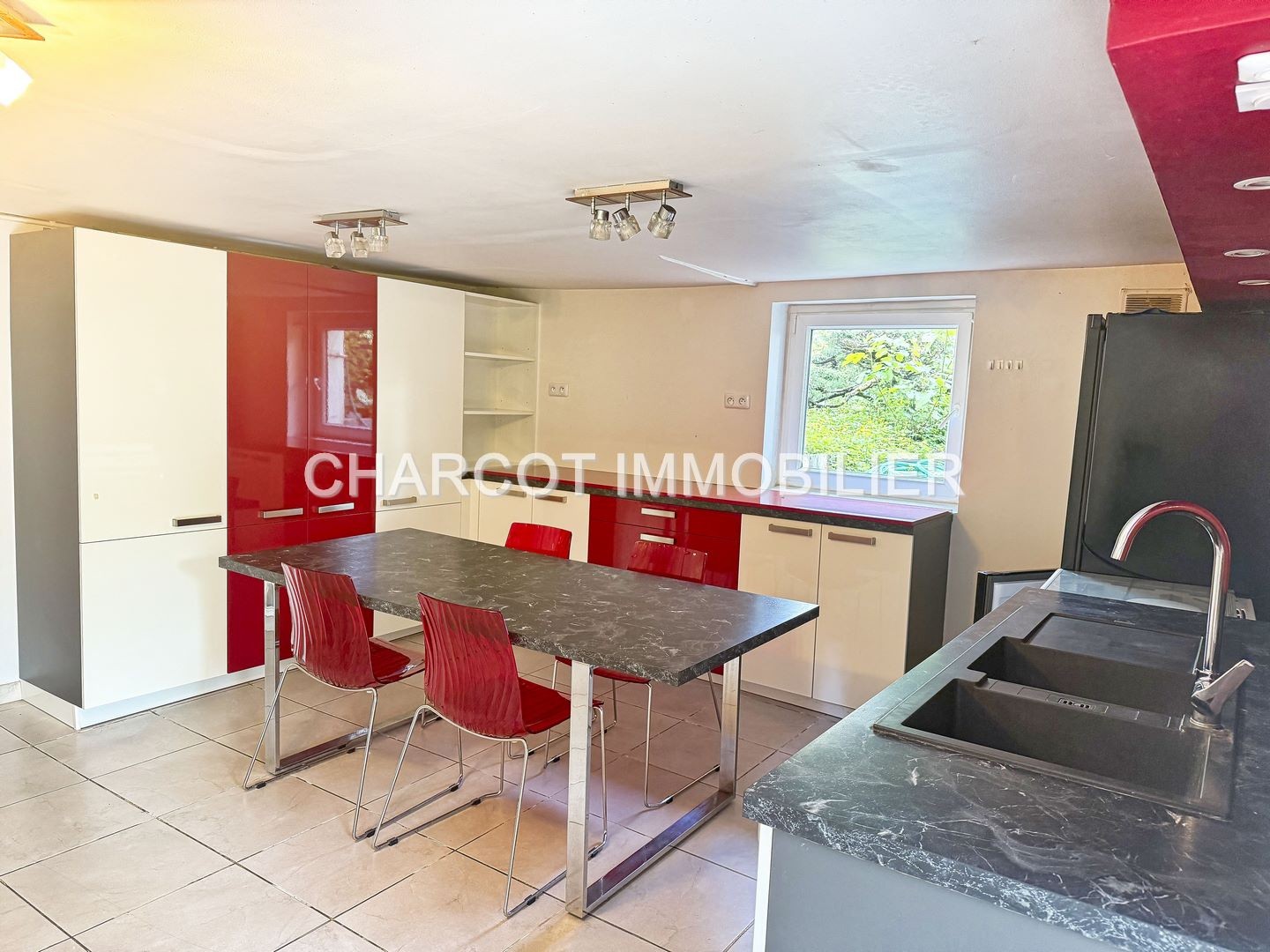 MAISON A VENDRE STE FOY LES LYON limite LYON 5ème avec grand terrain — photo 19