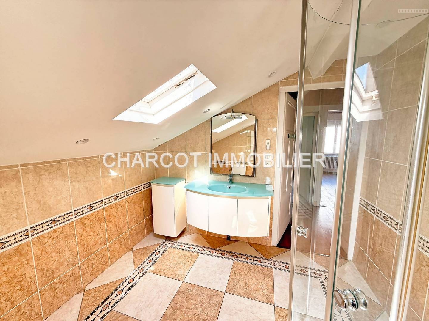 MAISON A VENDRE STE FOY LES LYON limite LYON 5ème avec grand terrain — photo 17