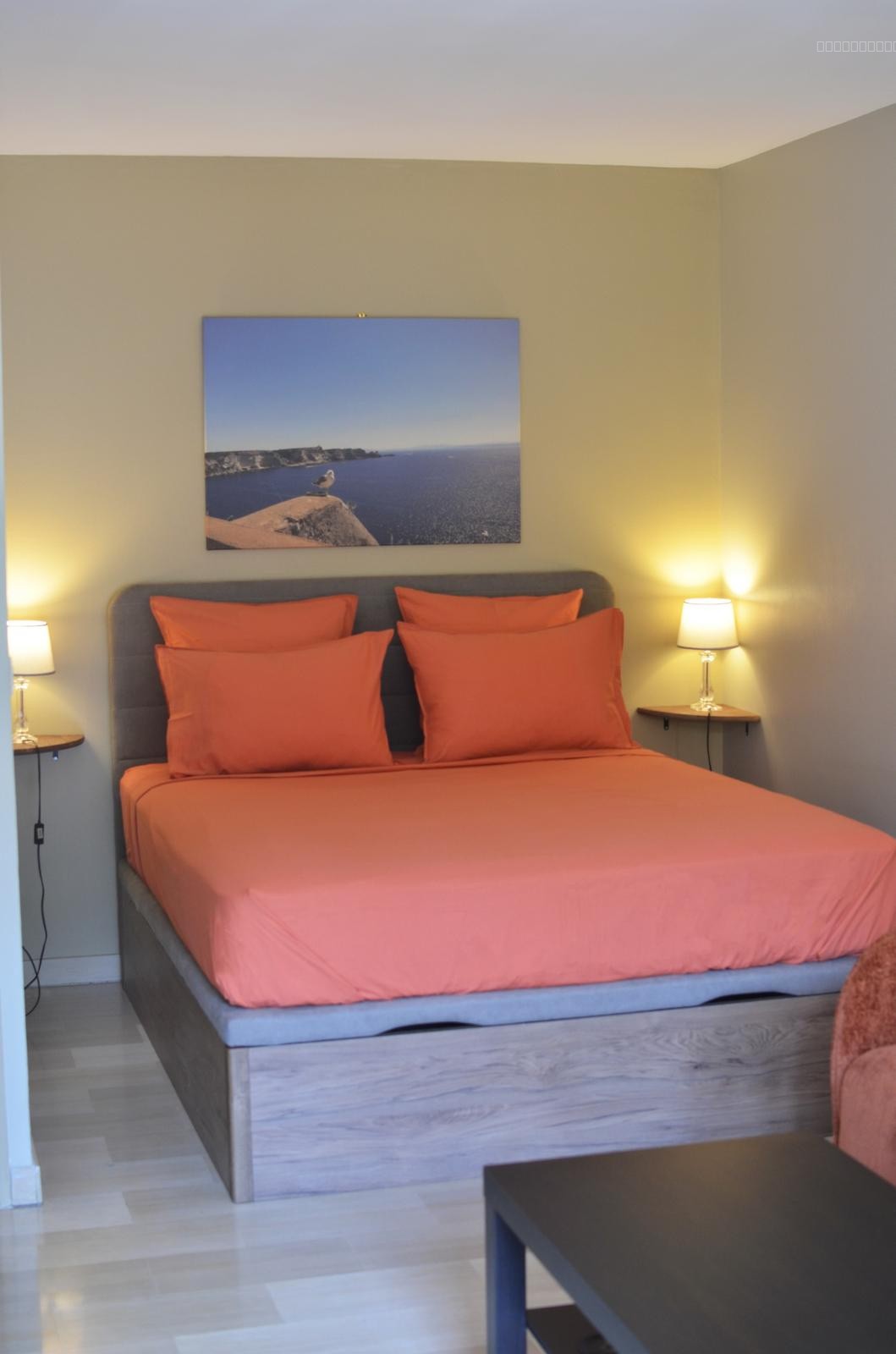 A VENDRE -CARRE D OR - F1 AVEC BALCON — photo 7