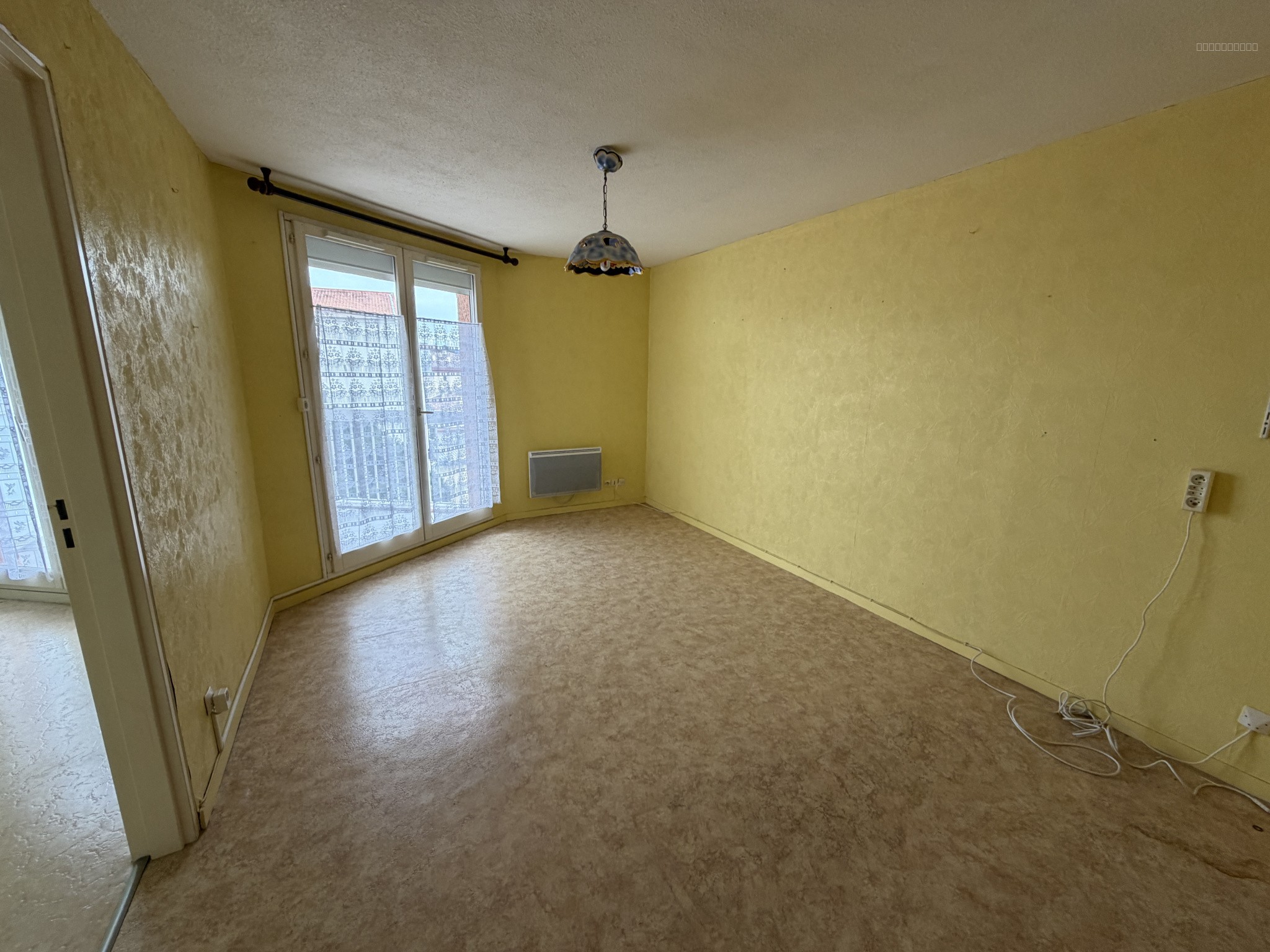 A VENDRE - SAINT-AYGULF- 2 PIECES - TERRASSE - VUE MER - GARAGE — photo 3
