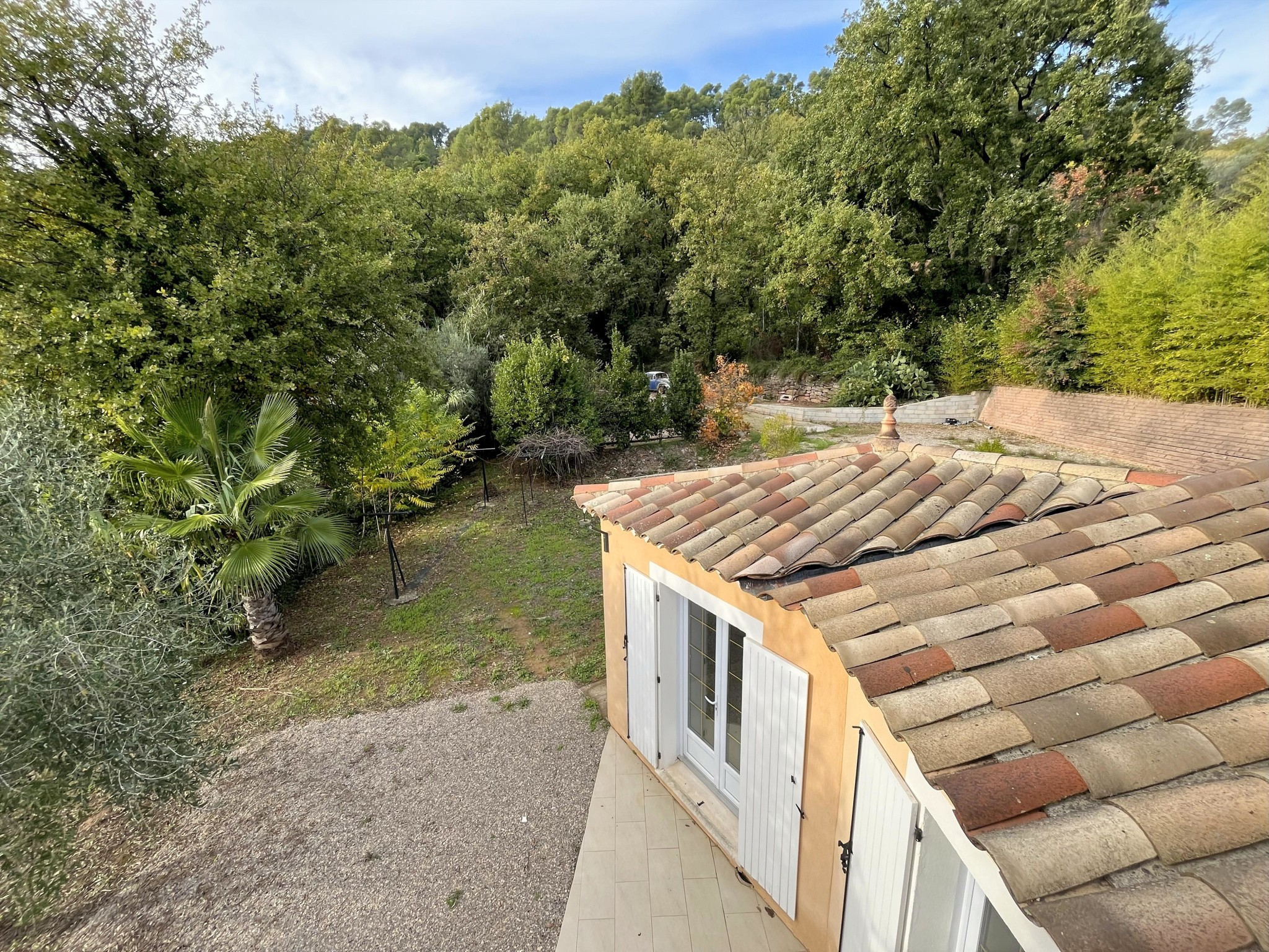 A VENDRE - LA MOTTE -VILLA 150 M2 - GRAND JARDIN ARBORE  -TERRAIN  PISCINABLE — photo 5