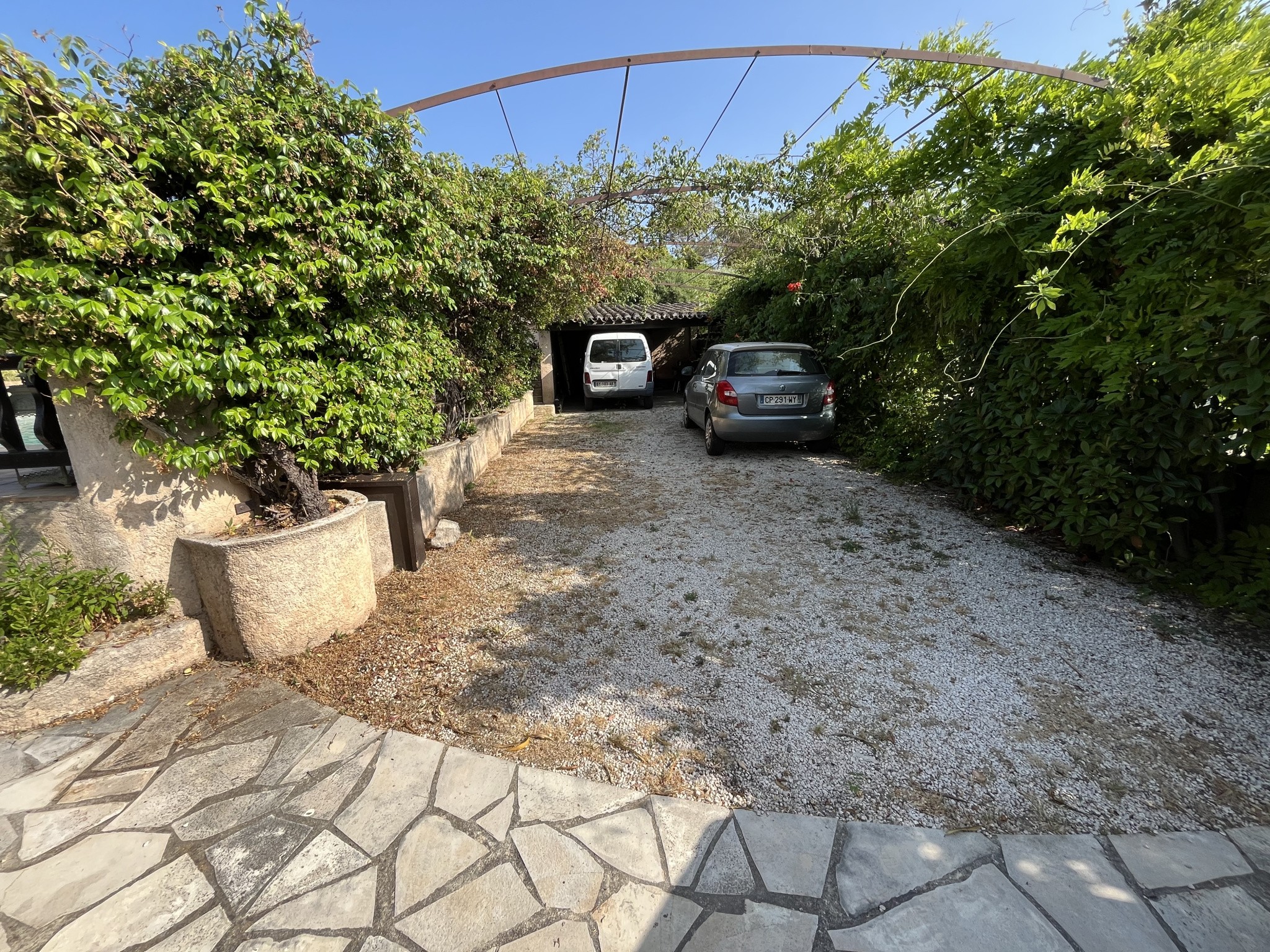 A VENDRE - FREJUS - STE BRIGITTE - VILLA AVEC PISCINE — photo 17