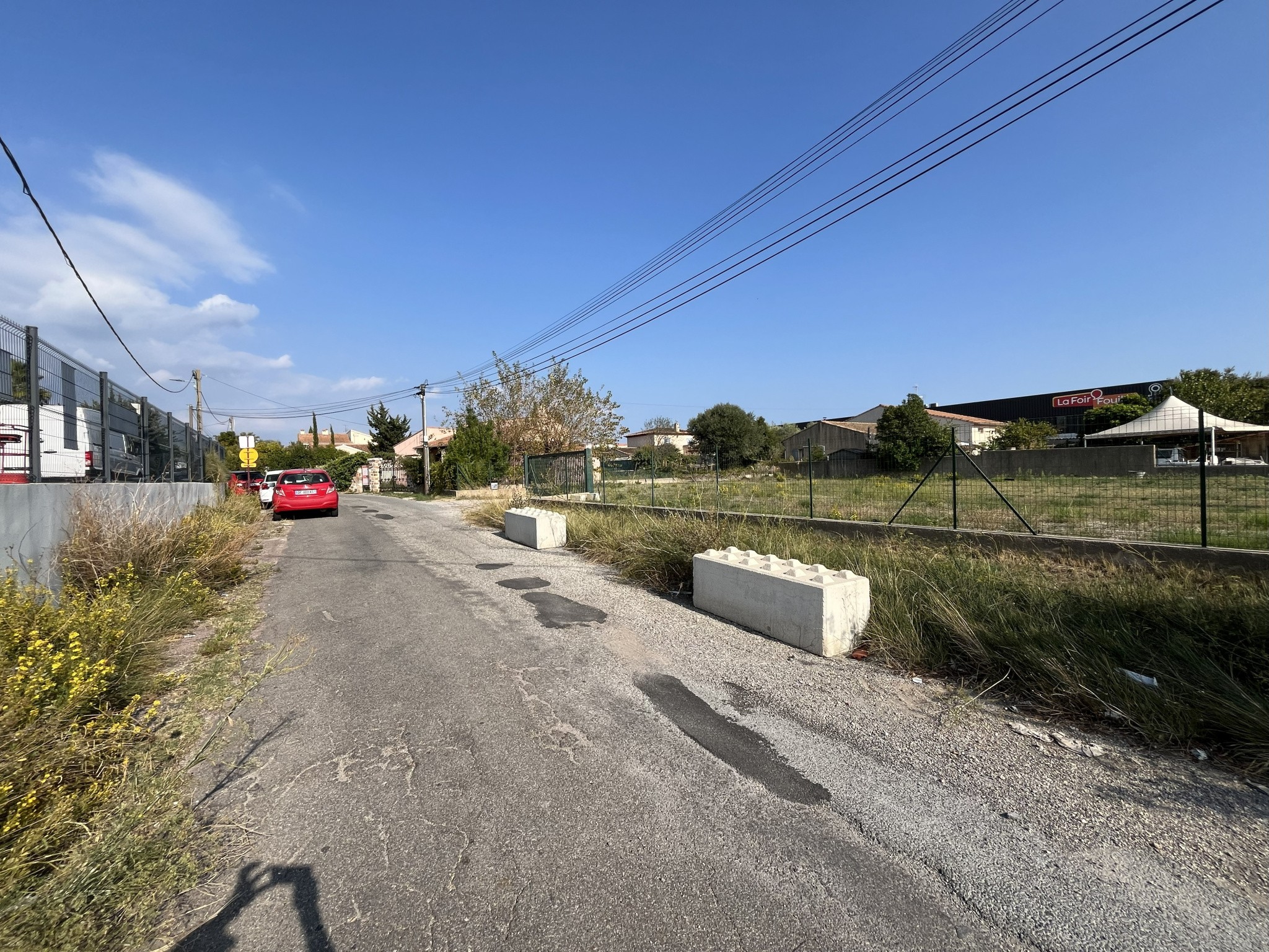 Terrain de 1097 m2 avec maison existante - Zone d'activité Puget sur Argens — photo 4