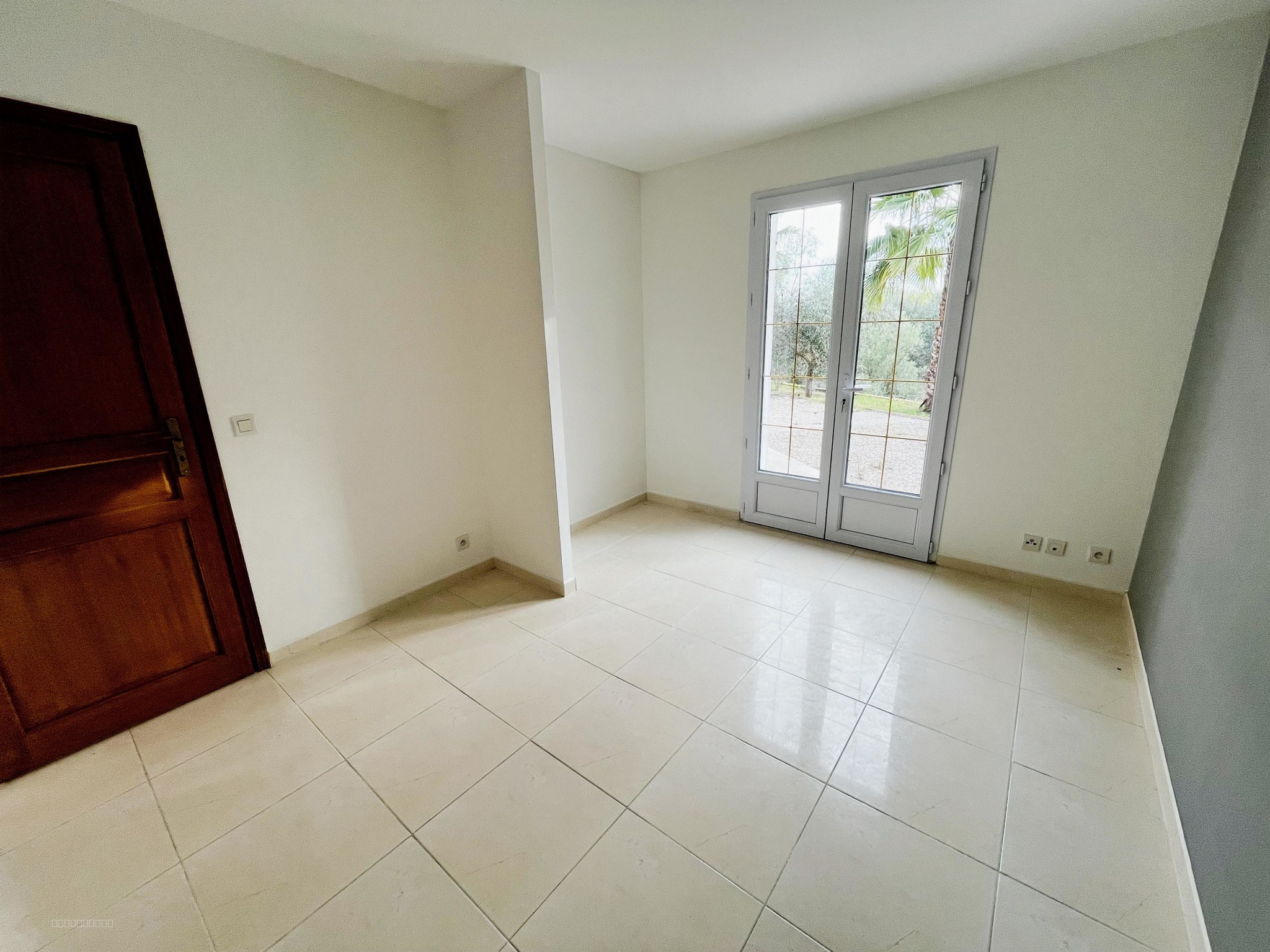 A VENDRE - LA MOTTE -VILLA 150 M2 - GRAND JARDIN ARBORE  -TERRAIN  PISCINABLE — photo 12