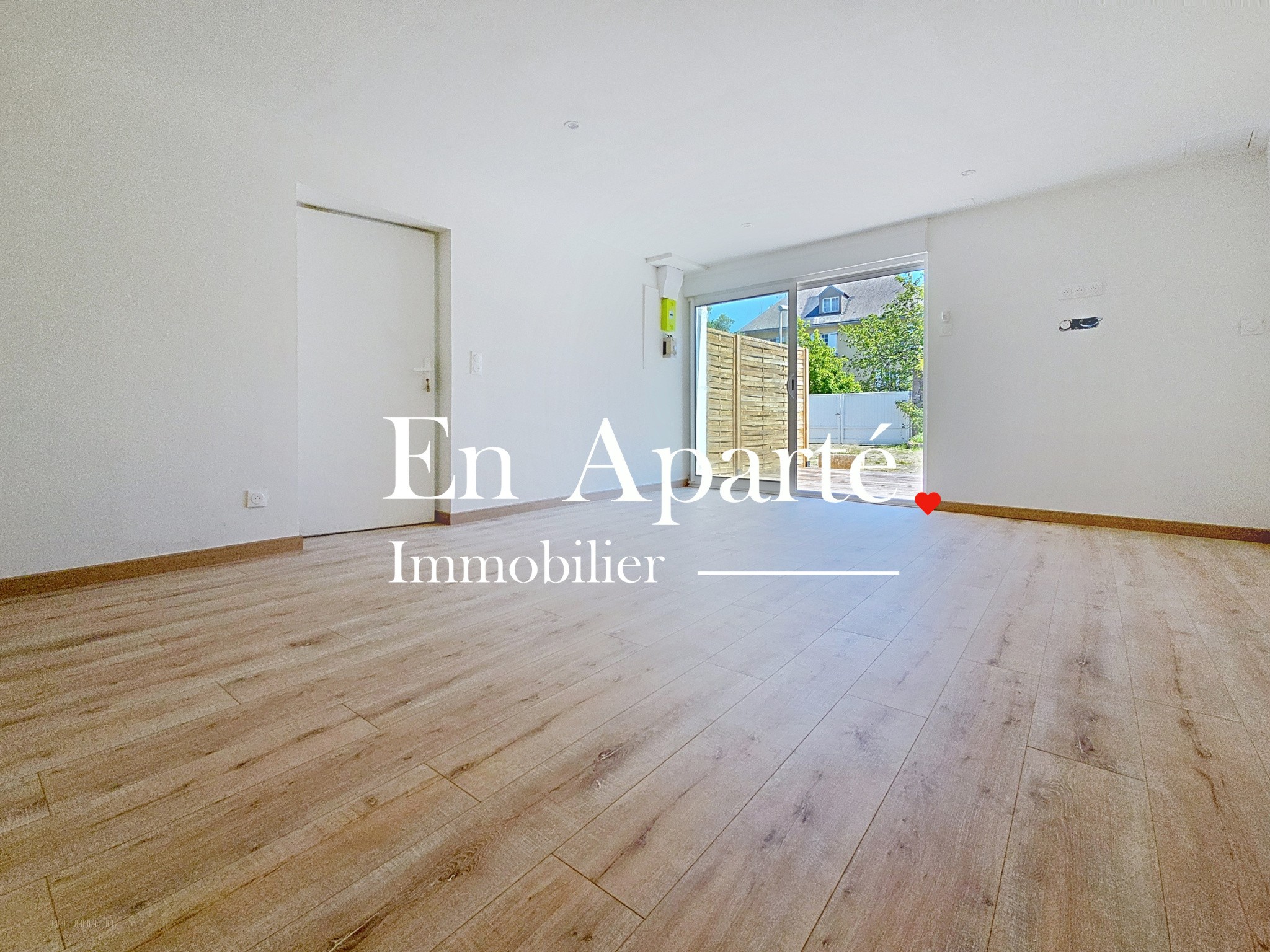 APPARTEMENT refait à neuf, terrasse et parking, 50400 — photo 2