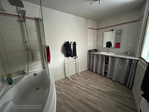PROPRIETE ENTRE VIRE ET AVRANCHES — photo 12
