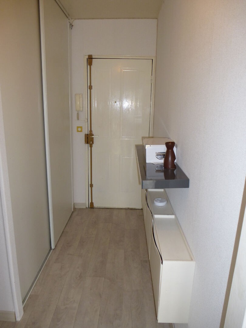 SAINT OUEN L'AUMÔNE - Apt 2 pièces - Ravalement récent.. — photo 3