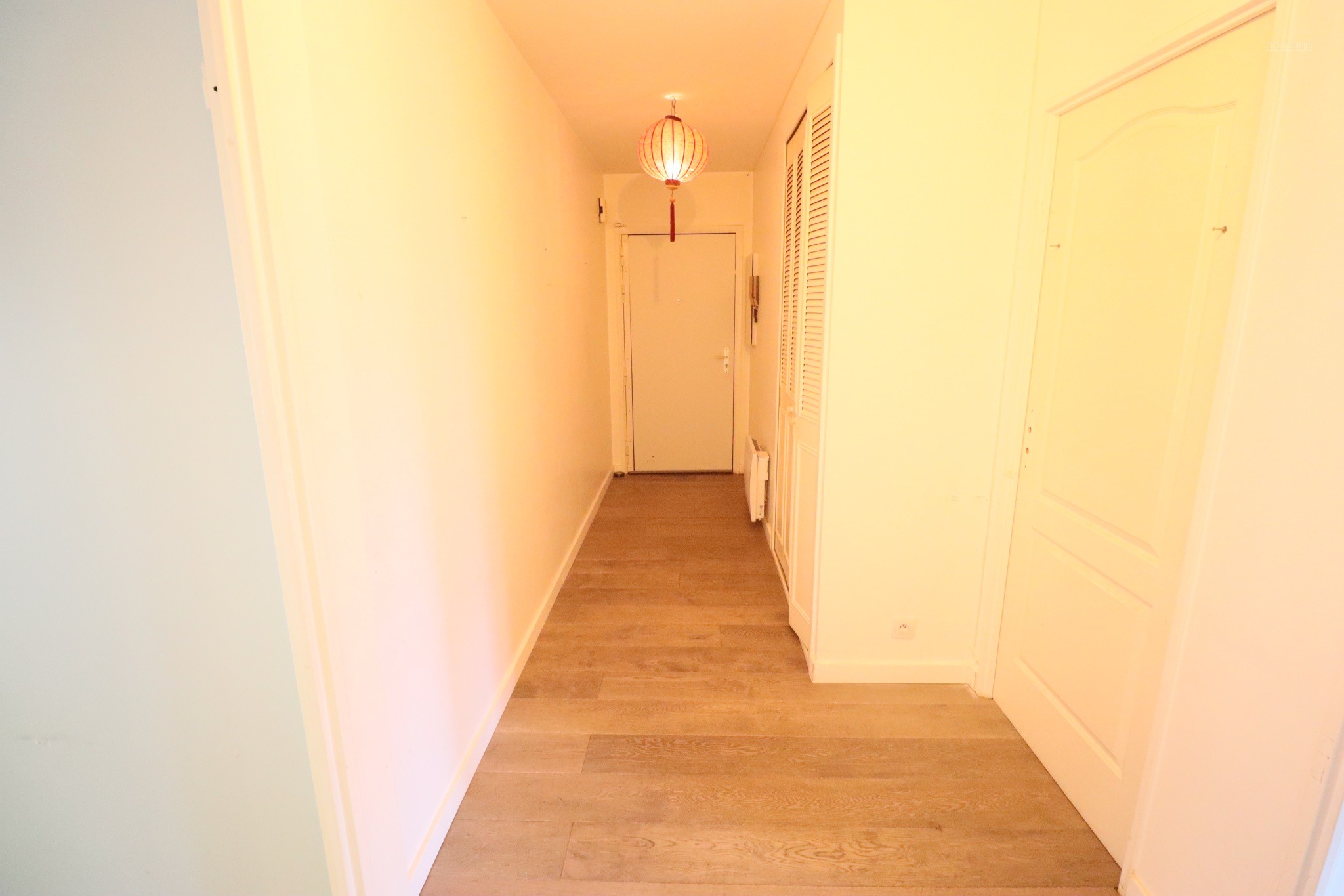 LE PORT-MARLY - Apt 4 pièces de 87m2 - Box et Parking — photo 7