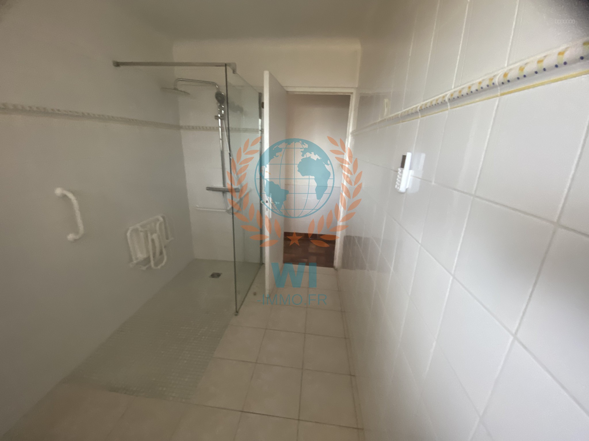 A vendre Villa individuelle À rénover avec piscine - 83720 Trans-en-Provence — photo 17