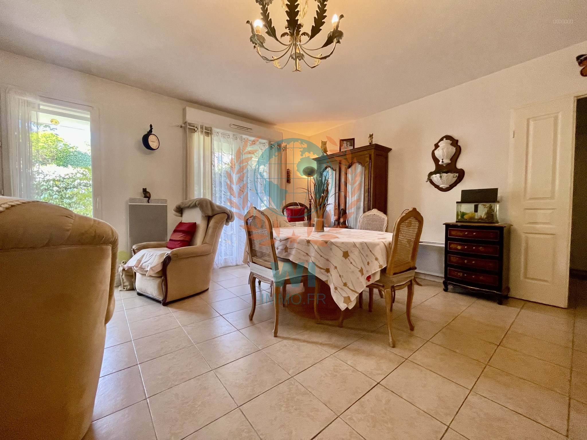 Appartement  en rez-de-jardin avec piscine et garage — photo 11