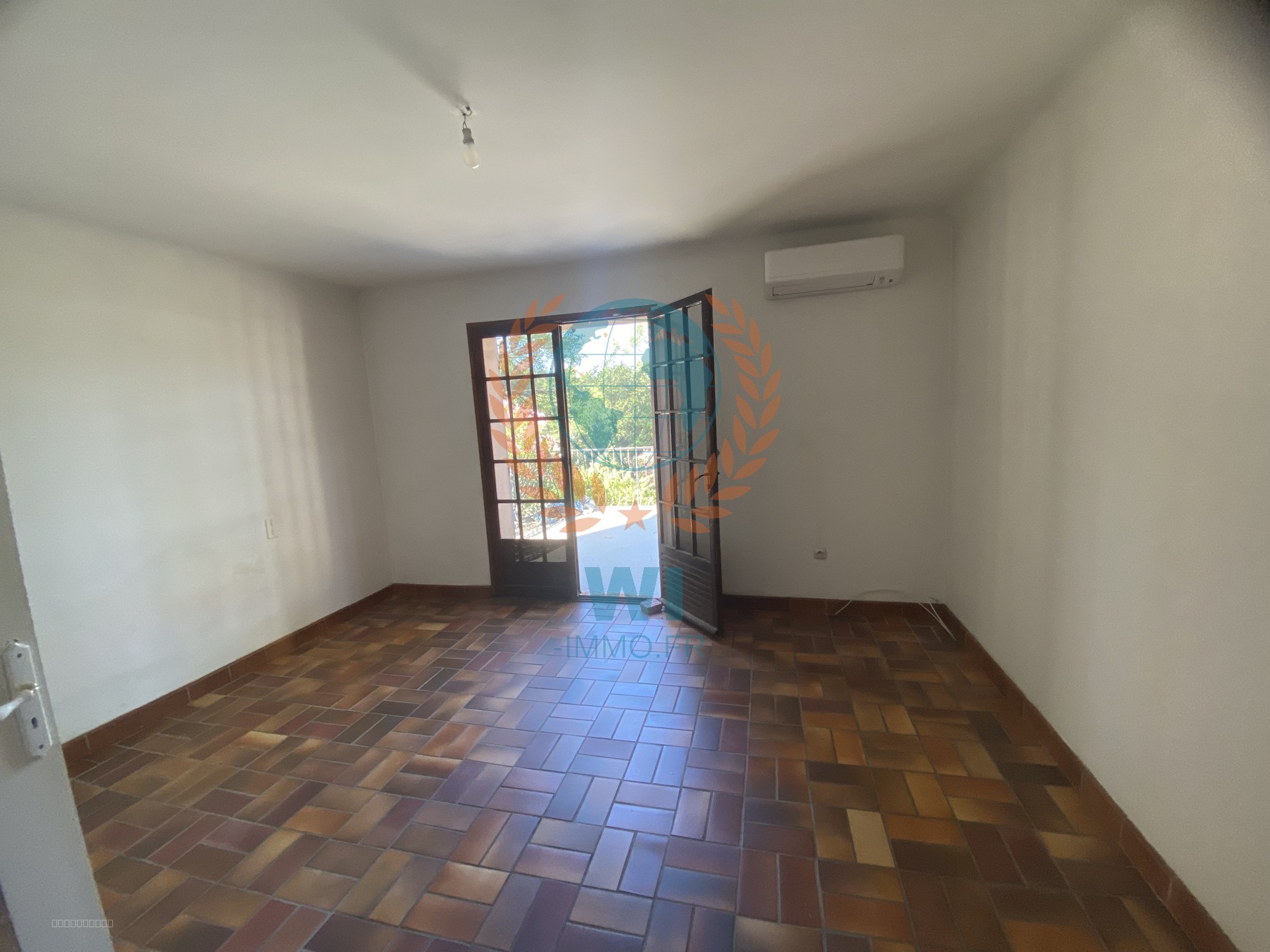 A vendre Villa individuelle À rénover avec piscine - 83720 Trans-en-Provence — photo 16