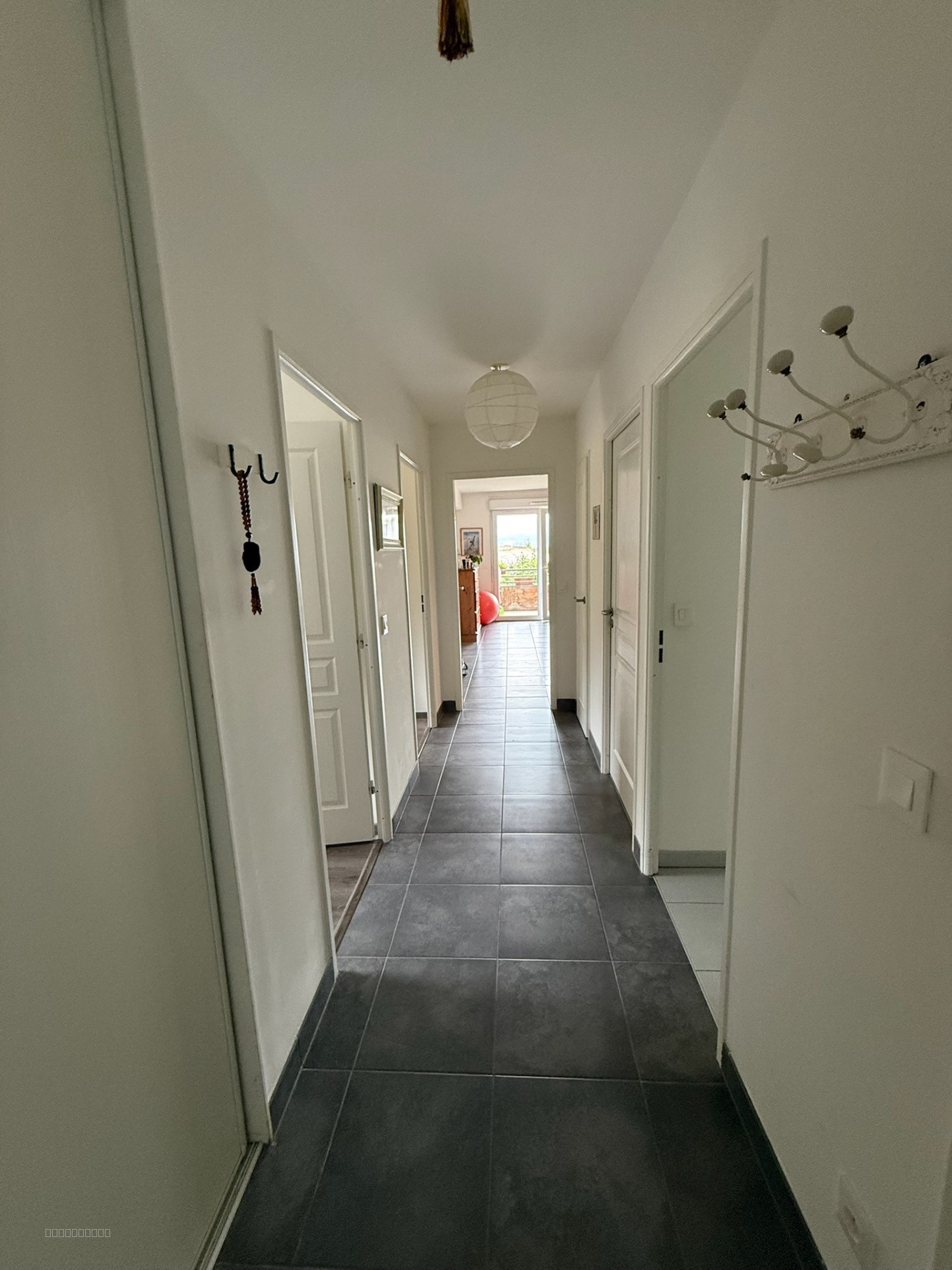 Bel appartement T4 avec terrasse et garage — photo 14